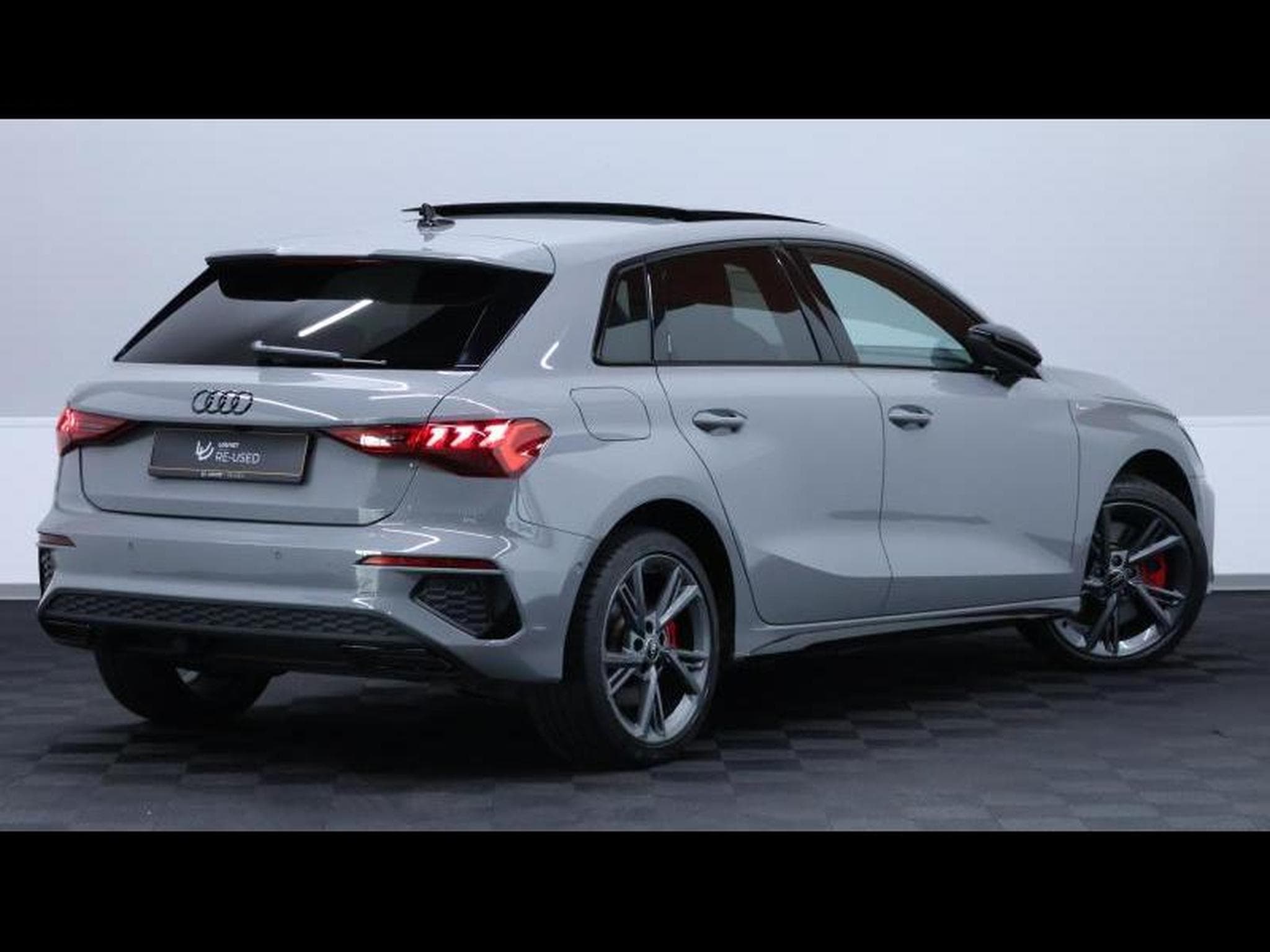 Audi A3 45TFSIe PHEV 245ch Sportback (2024) - Foto 5