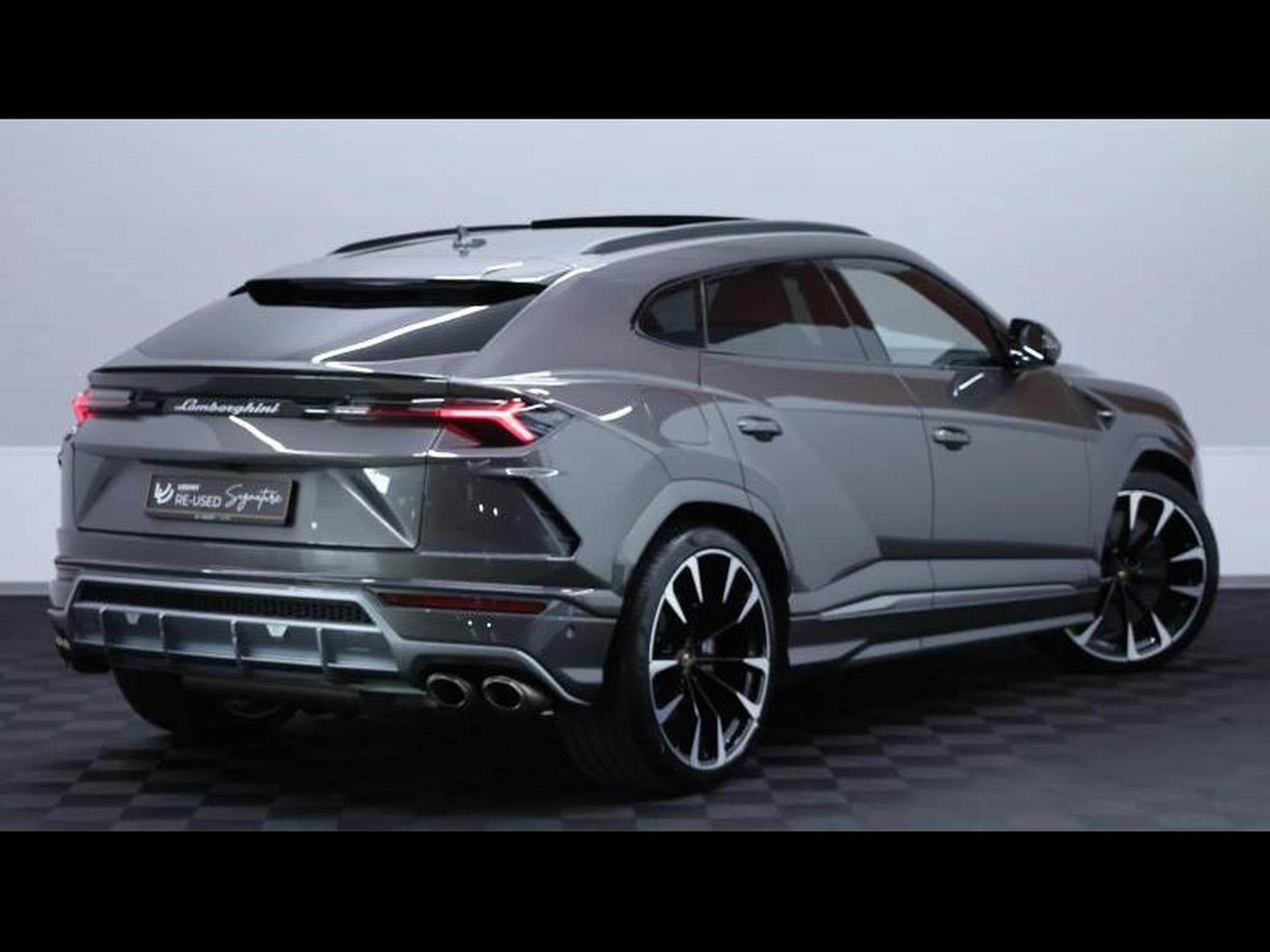 Lamborghini Urus 4.0 V8 650Ch (2022) - Photo 5