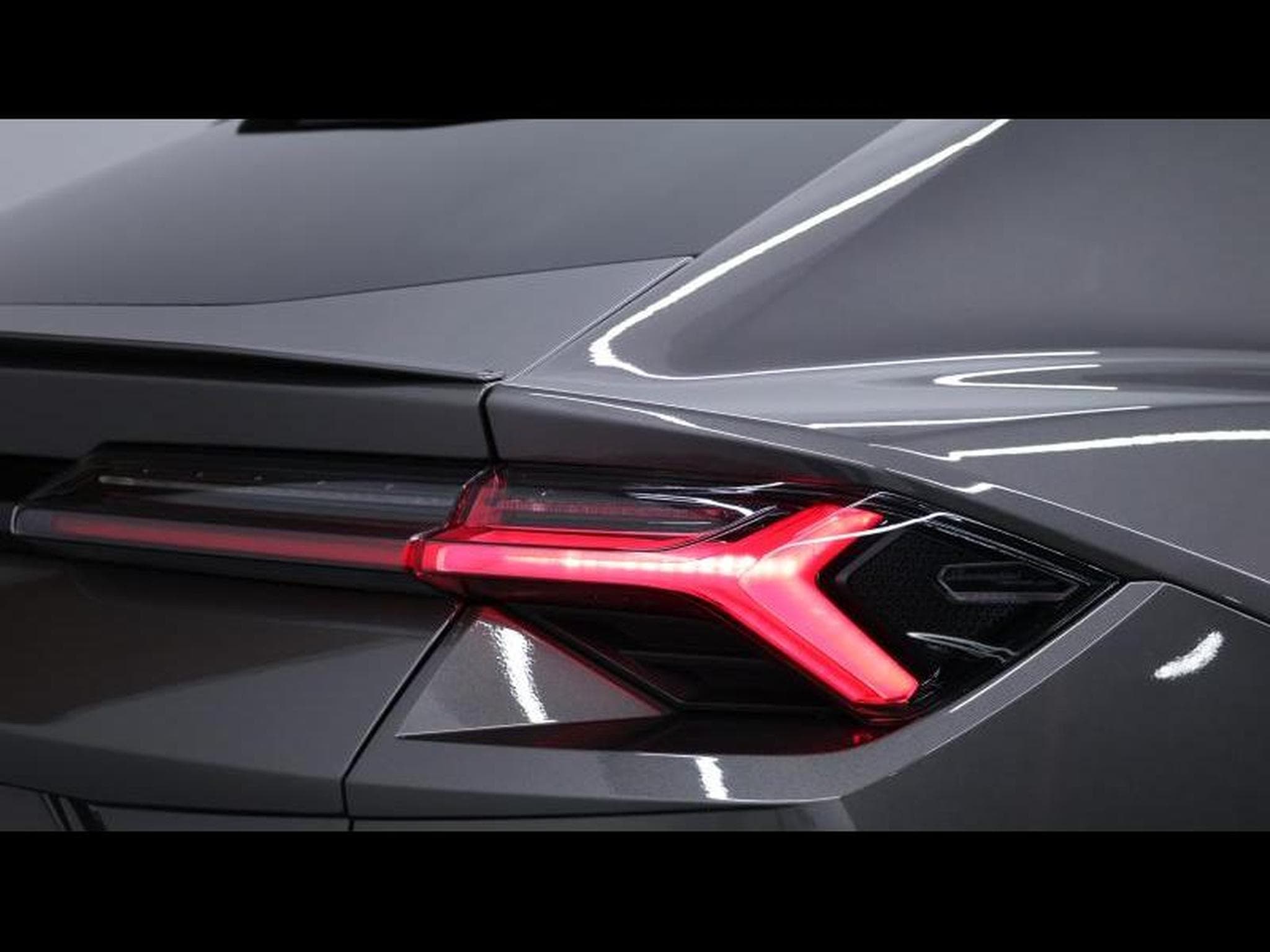 Lamborghini Urus 4.0 V8 650Ch (2022) - Photo 10