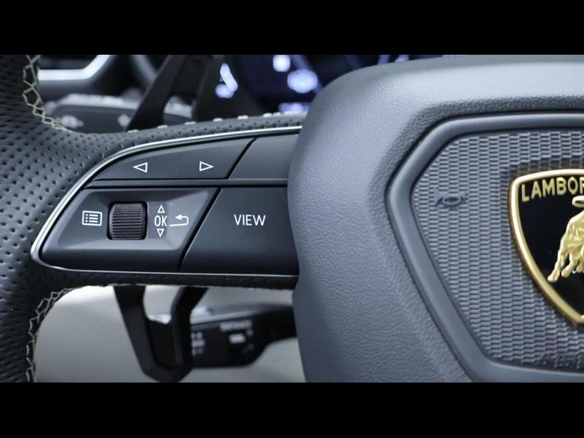 Lamborghini Urus 4.0 V8 650Ch (2022) - Photo 25