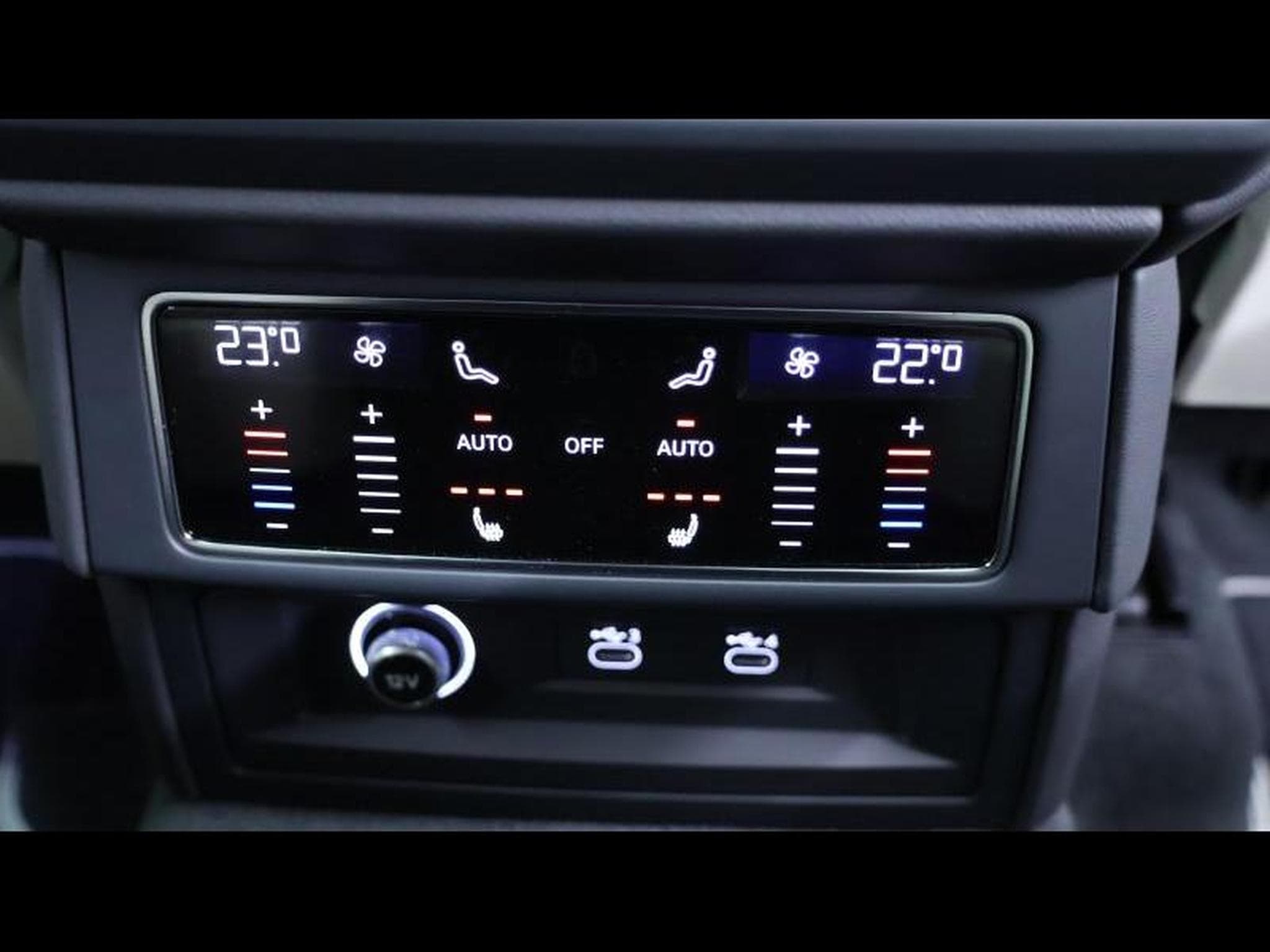 Lamborghini Urus 4.0 V8 650Ch (2022) - Photo 37