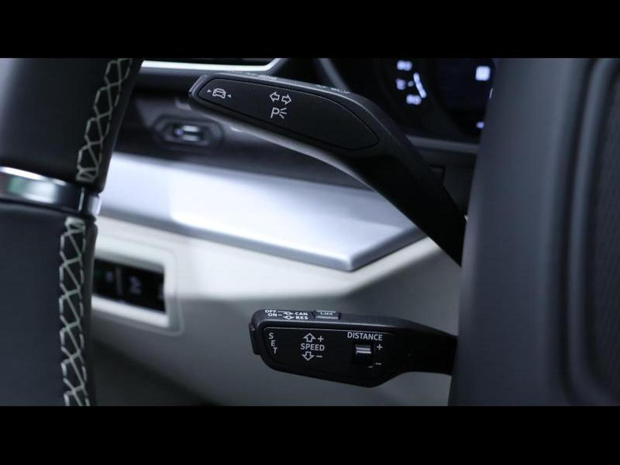 Lamborghini Urus 4.0 V8 650Ch (2022) - Photo 45