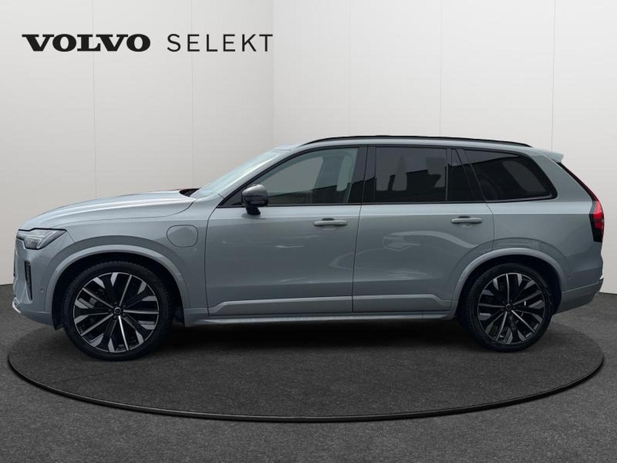 Volvo XC90 T8 Ultra Dark / Hybride (2025) - Photo 32