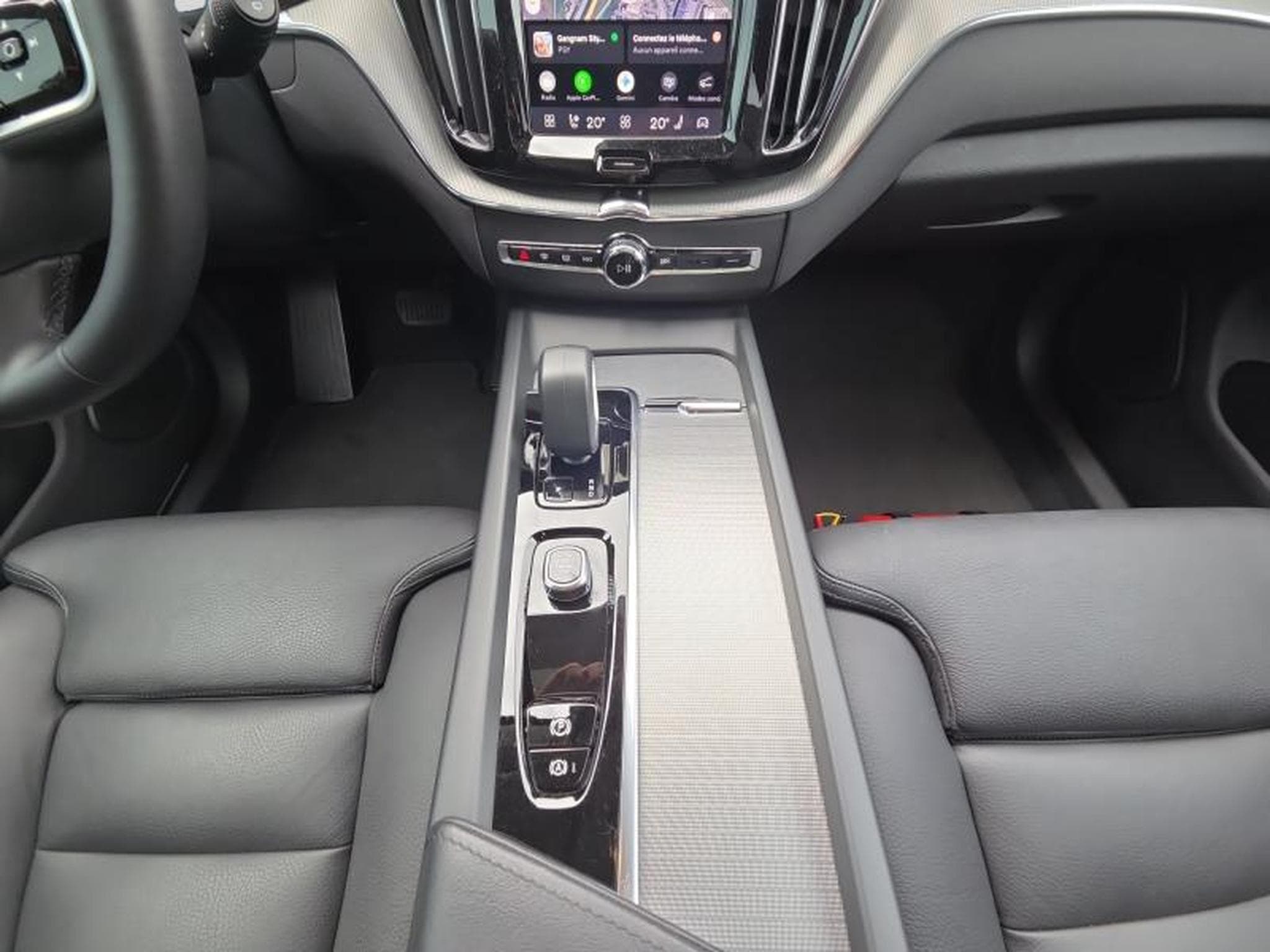 Volvo XC60 T8 Ultra Bright / Hybride (2024) - Photo 11
