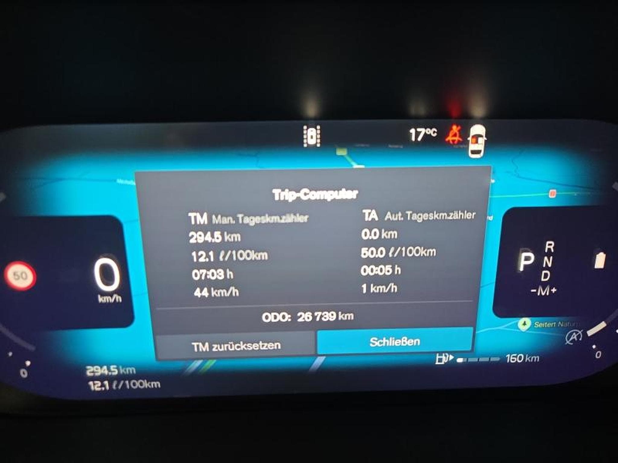 Volvo XC60 B5 AWD Ultra Dark / Essence (2025) - Photo 18