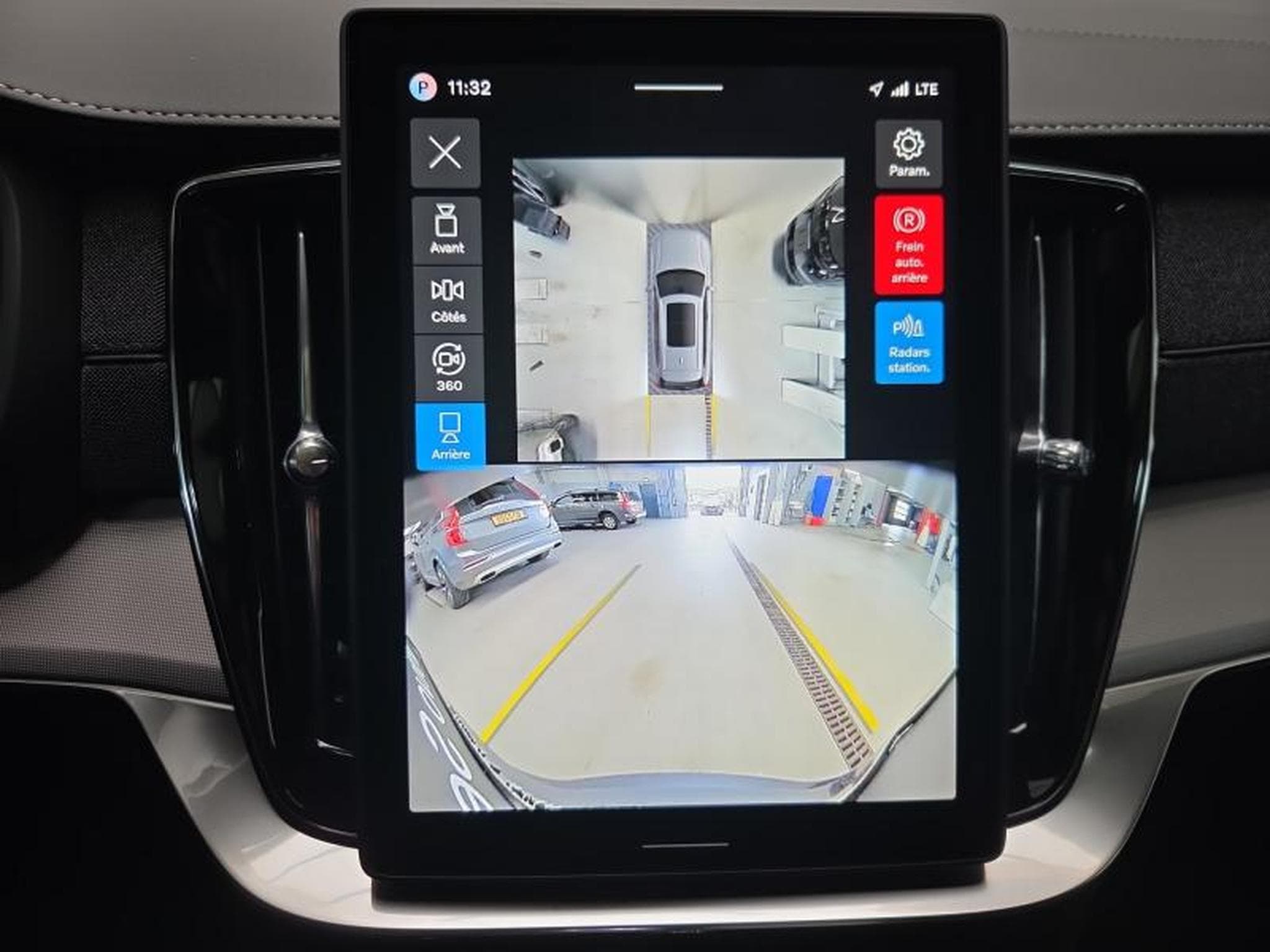 Volvo XC90 T8 Black Edition Plus AWD 2026 / Hybride (2026) - Photo 17
