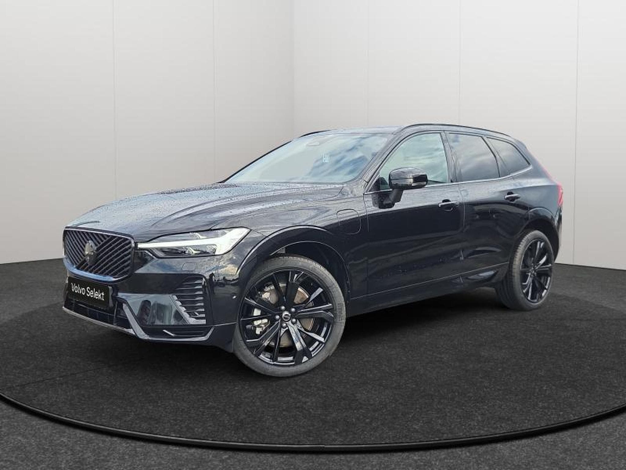 Volvo XC60 Facelift T6 AWD Black Edition Plus 2026 / Hybride (2025) - Photo 1