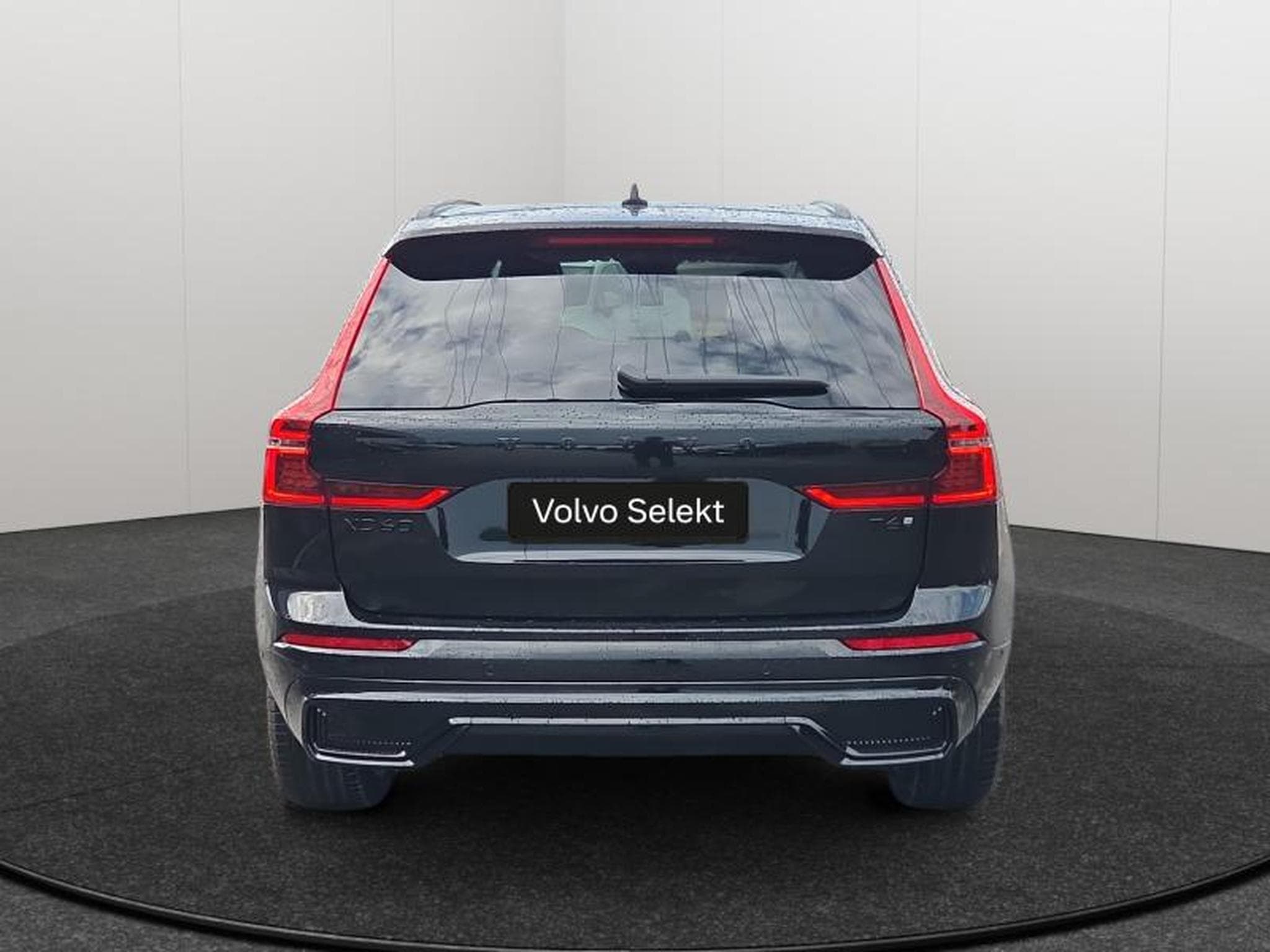 Volvo XC60 Facelift T6 AWD Black Edition Plus 2026 / Hybride (2025) - Photo 4