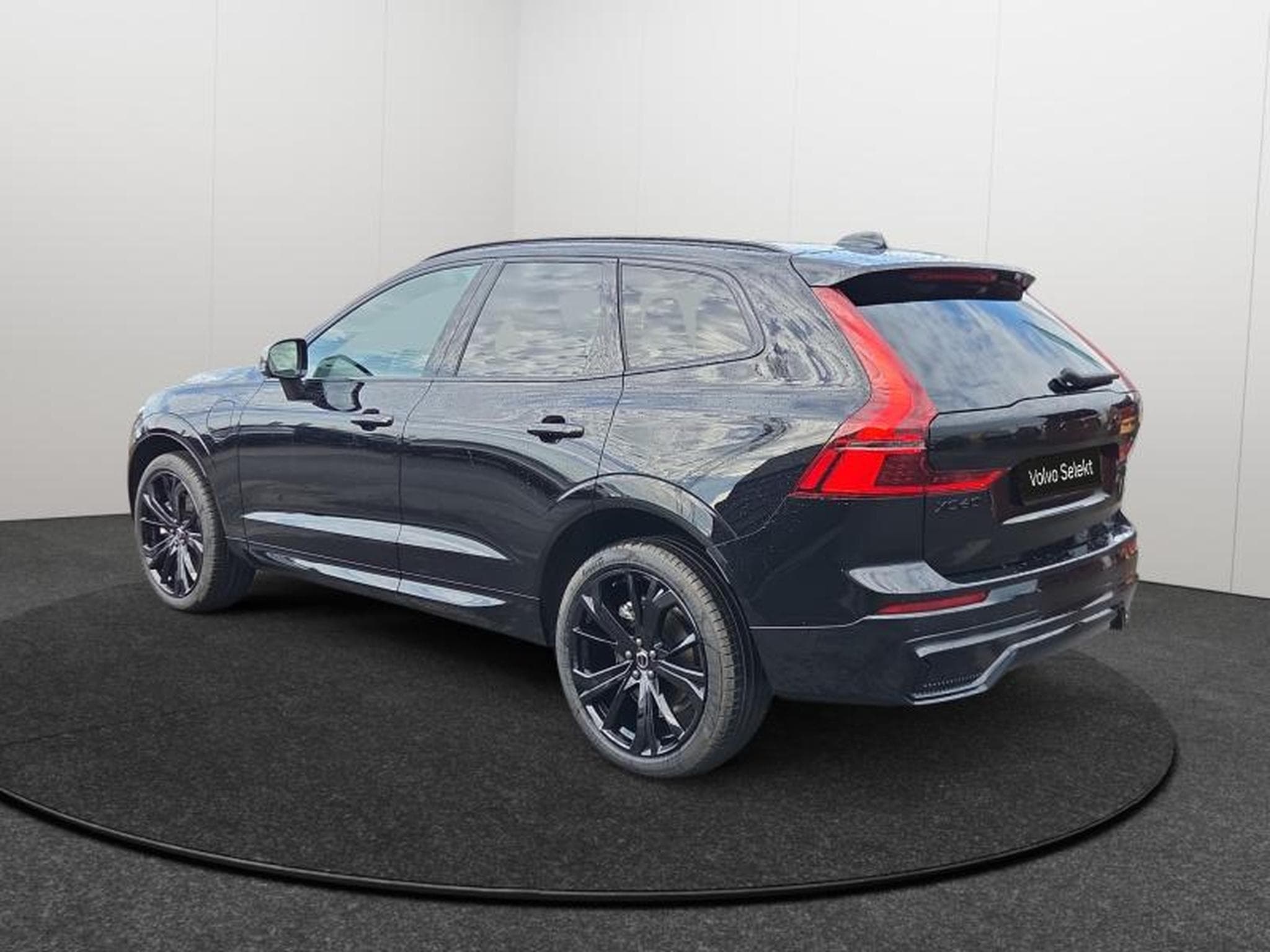 Volvo XC60 Facelift T6 AWD Black Edition Plus 2026 / Hybride (2025) - Photo 3
