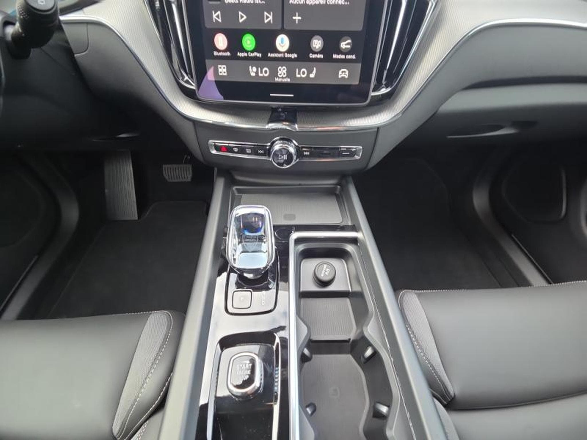 Volvo XC60 Facelift T6 AWD Black Edition Plus 2026 / Hybride (2025) - Photo 11