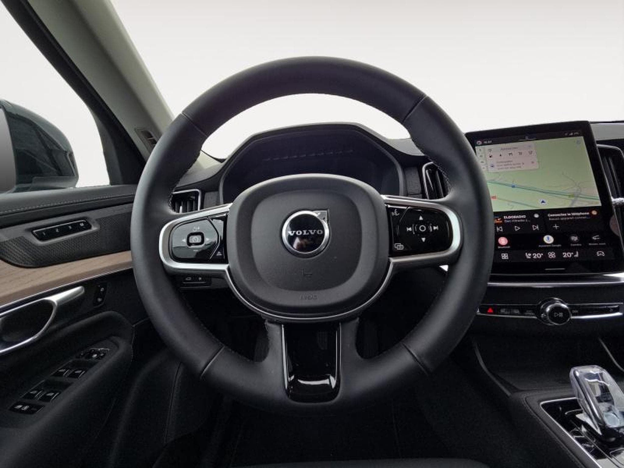 Volvo XC90 T8 Plus Dark 2026 / Hybride (2025) - Photo 12