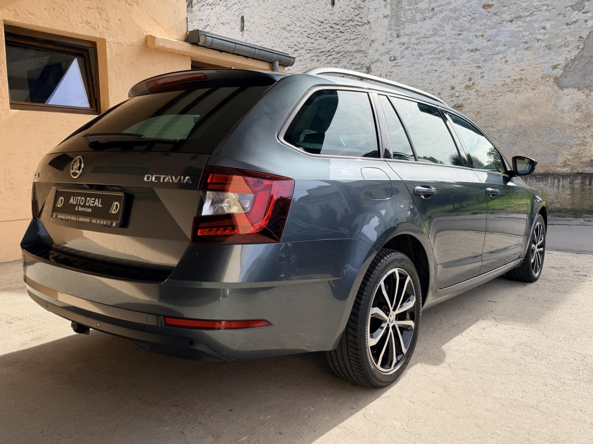 Skoda Octavia 2.0tdi DSG CAR-PLAY LED NAVI 150CV (2019) - Photo 5