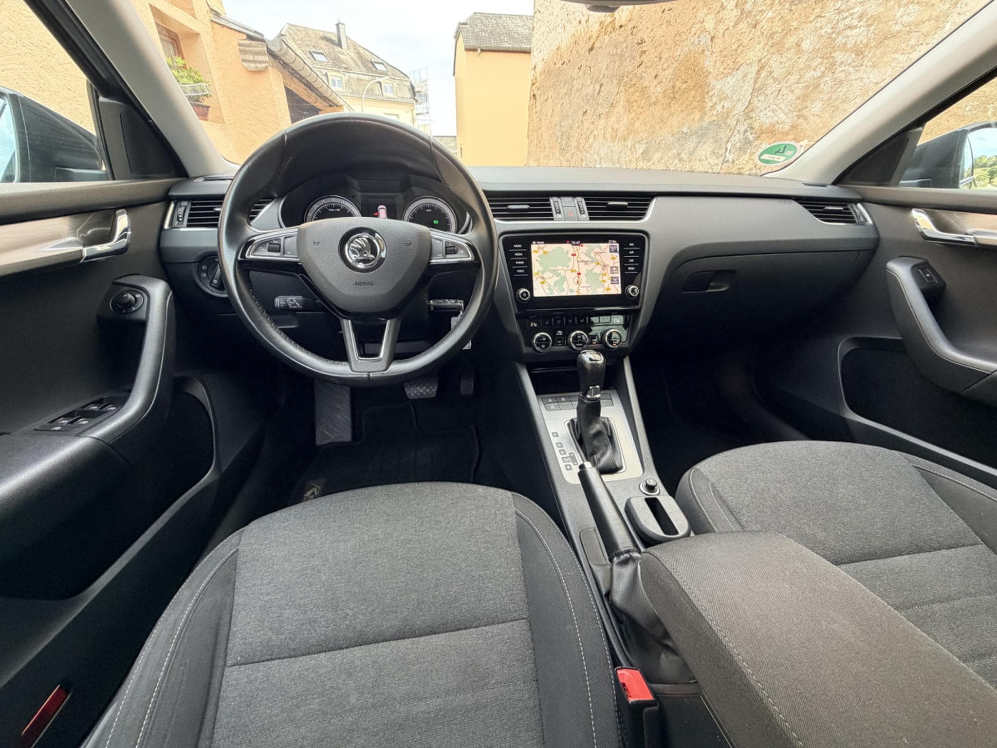 Skoda Octavia 2.0tdi DSG CAR-PLAY LED NAVI 150CV (2019) - Photo 10