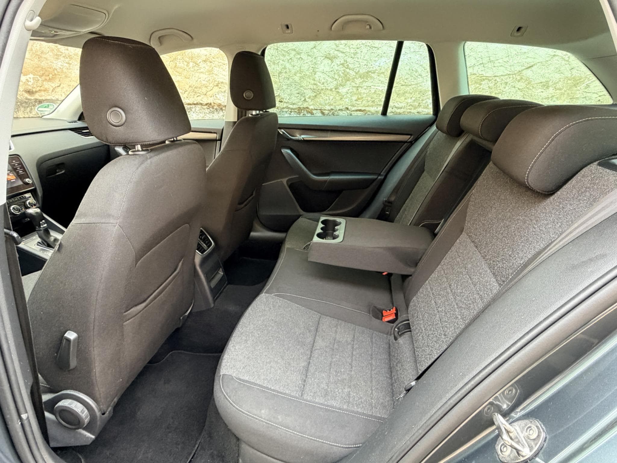 Skoda Octavia 2.0tdi DSG CAR-PLAY LED NAVI 150CV (2019) - Photo 12