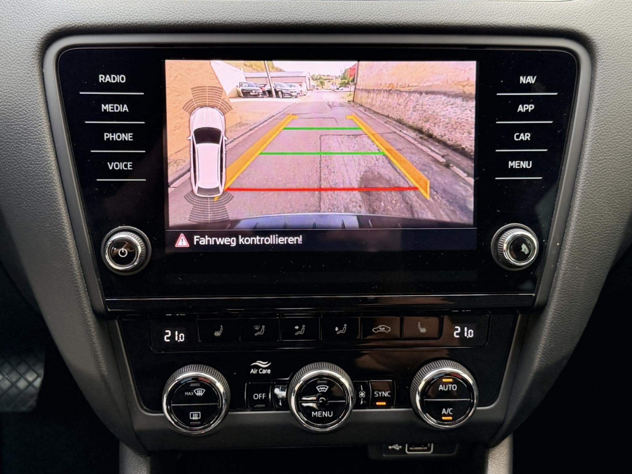 Skoda Octavia 2.0tdi DSG CAR-PLAY LED NAVI 150CV (2019) - Photo 14