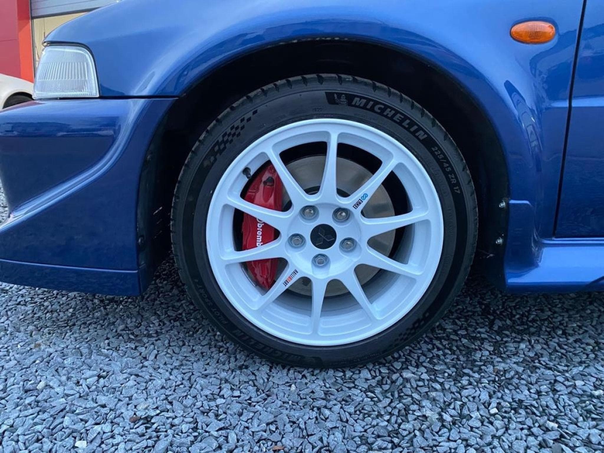 Mitsubishi Lancer Evo 6.5 Tommi Makinen Edition (2000) - Foto 10