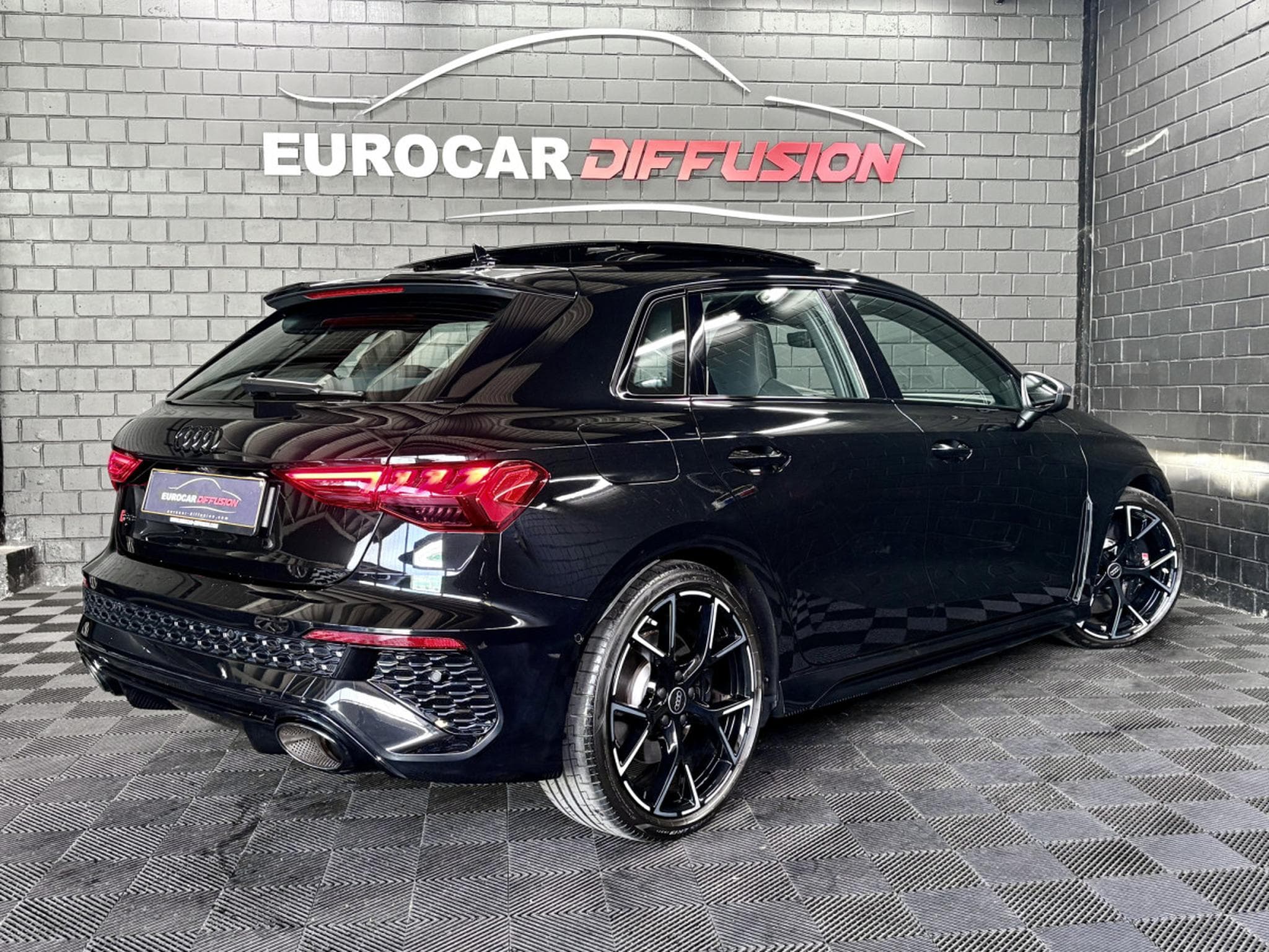 Audi RS3 Sportback Quattro 2.5 TFSI 400 CV *PANO* B&O*  MATRIX* ECHAP (2023) - Foto 6