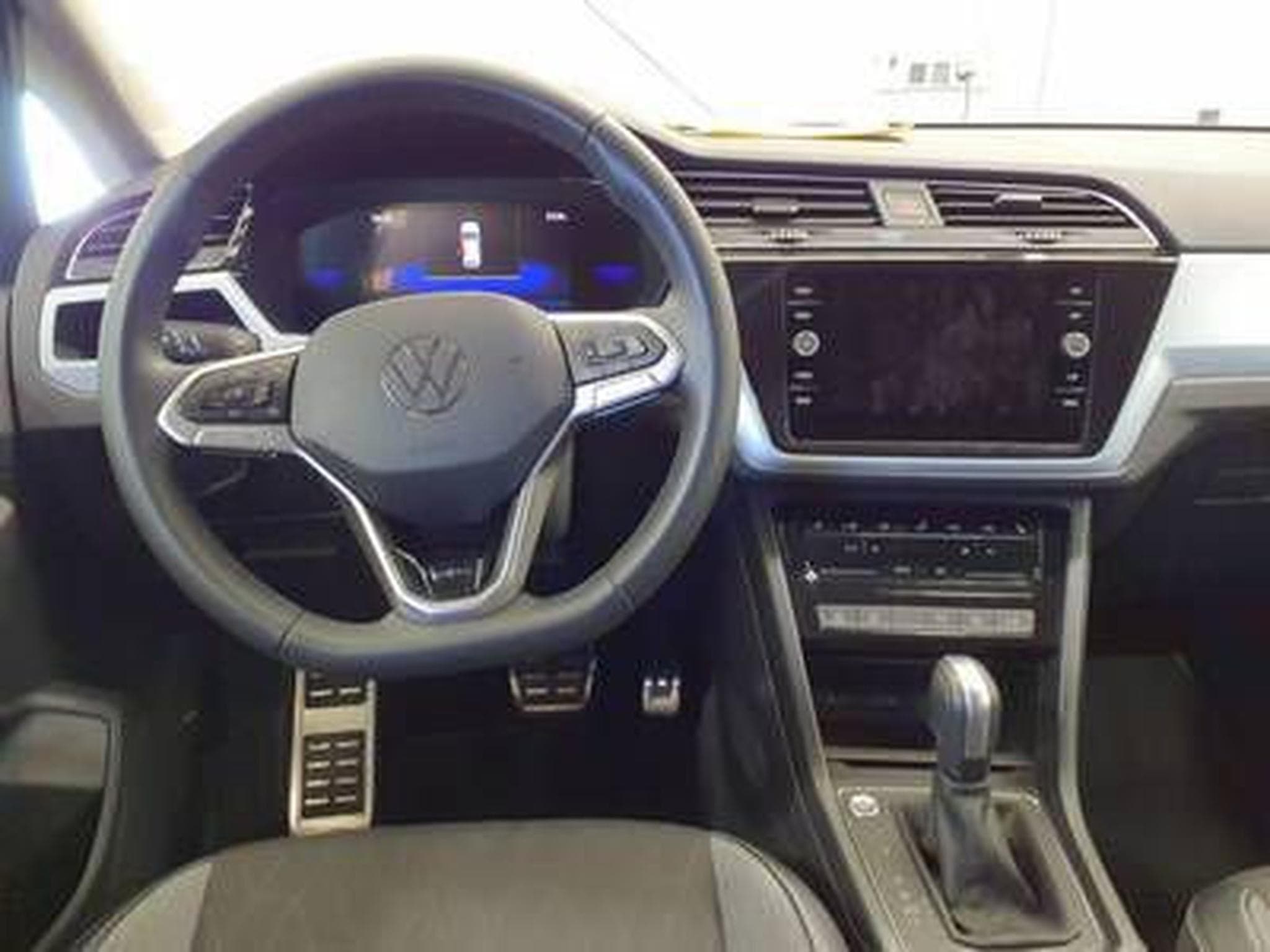 VW Touran Comfortline GOAL 2.0 TDI 150 CV DSG7 * 7 PLACES * *ATTELAGE* (2025) - Foto 8