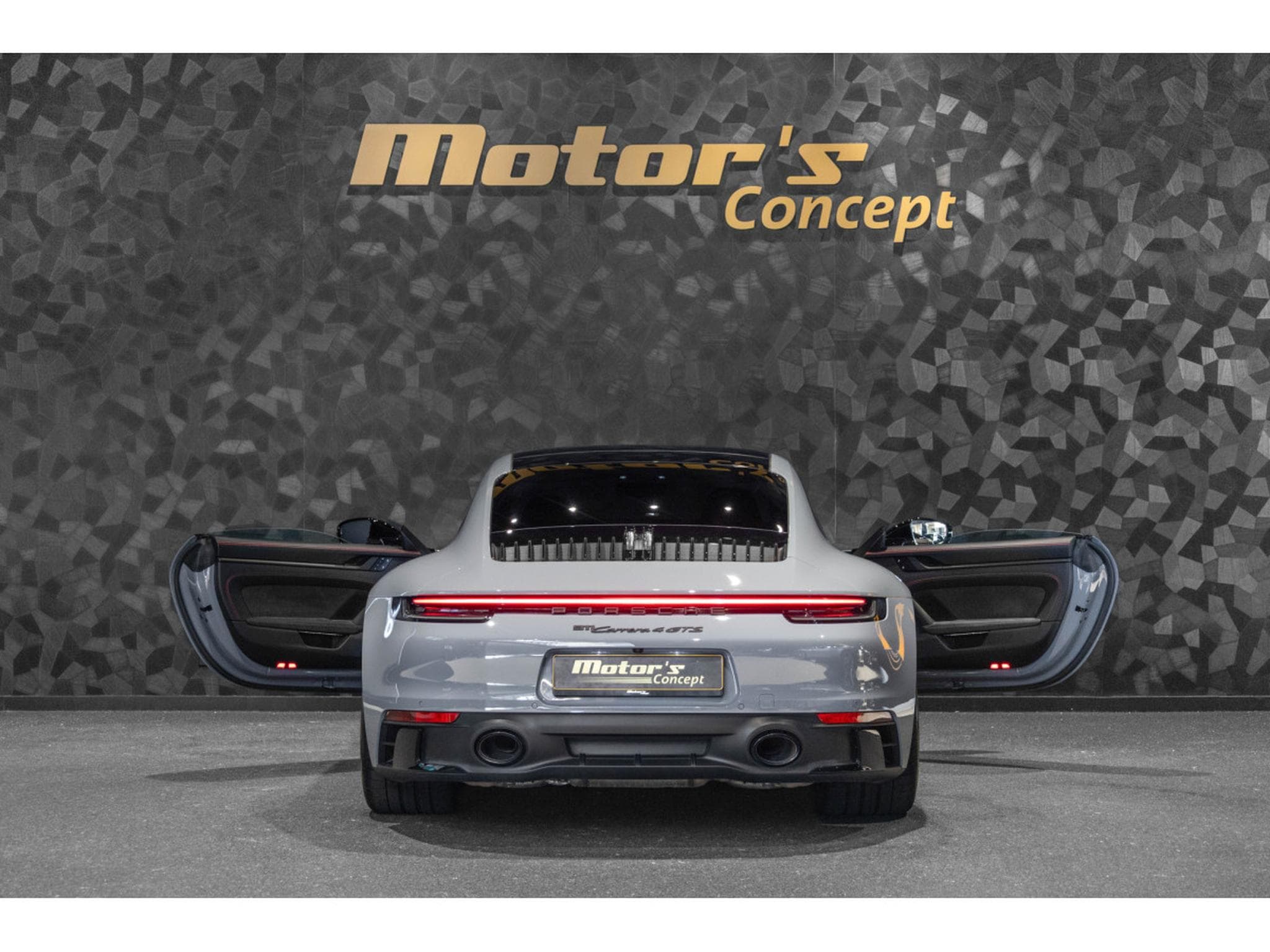 Porsche 911 .1 Carrera 4 GTS - ARTIC GREY (2024) - Photo 5