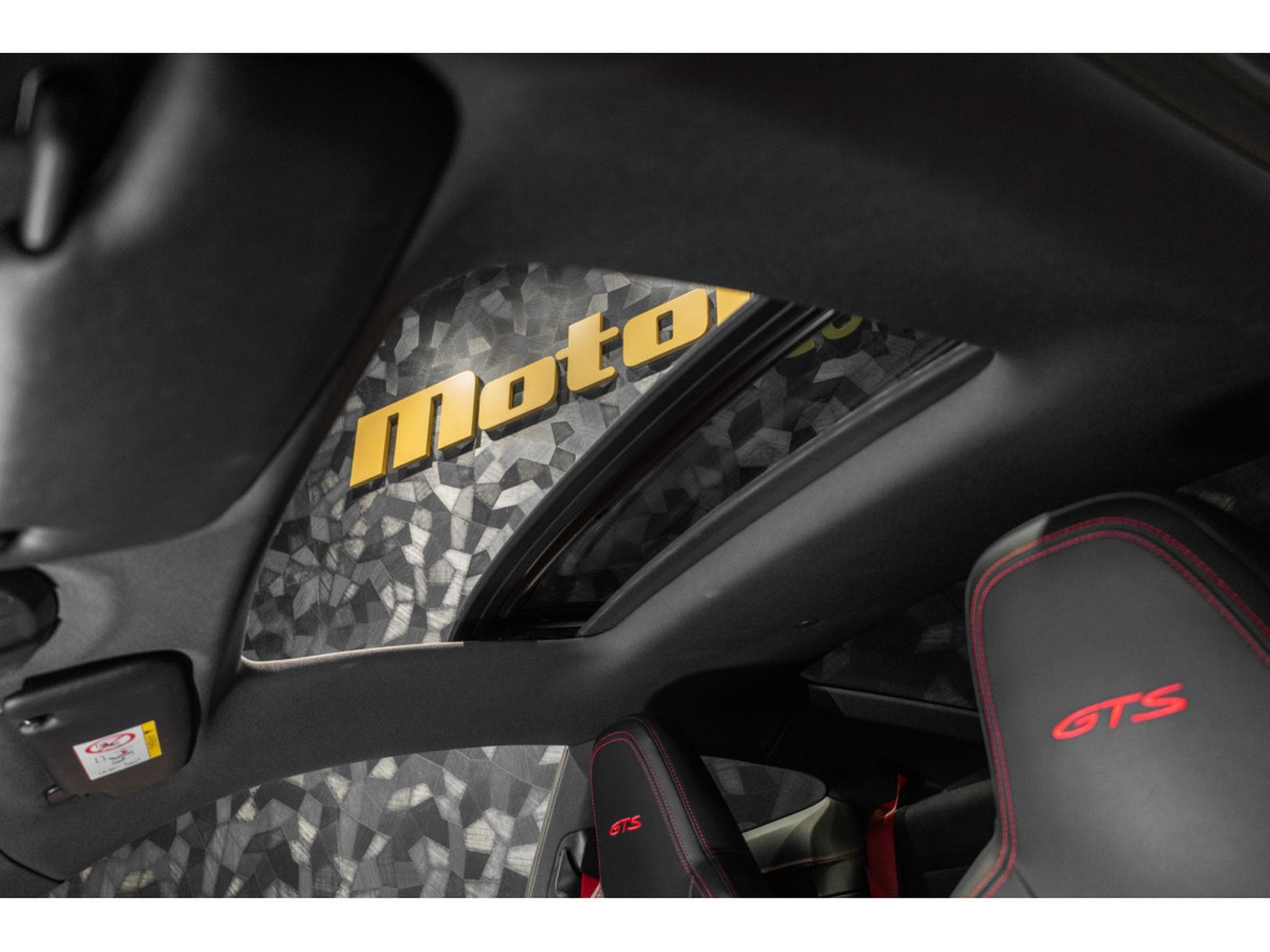 Porsche 911 .1 Carrera 4 GTS - ARTIC GREY (2024) - Photo 16