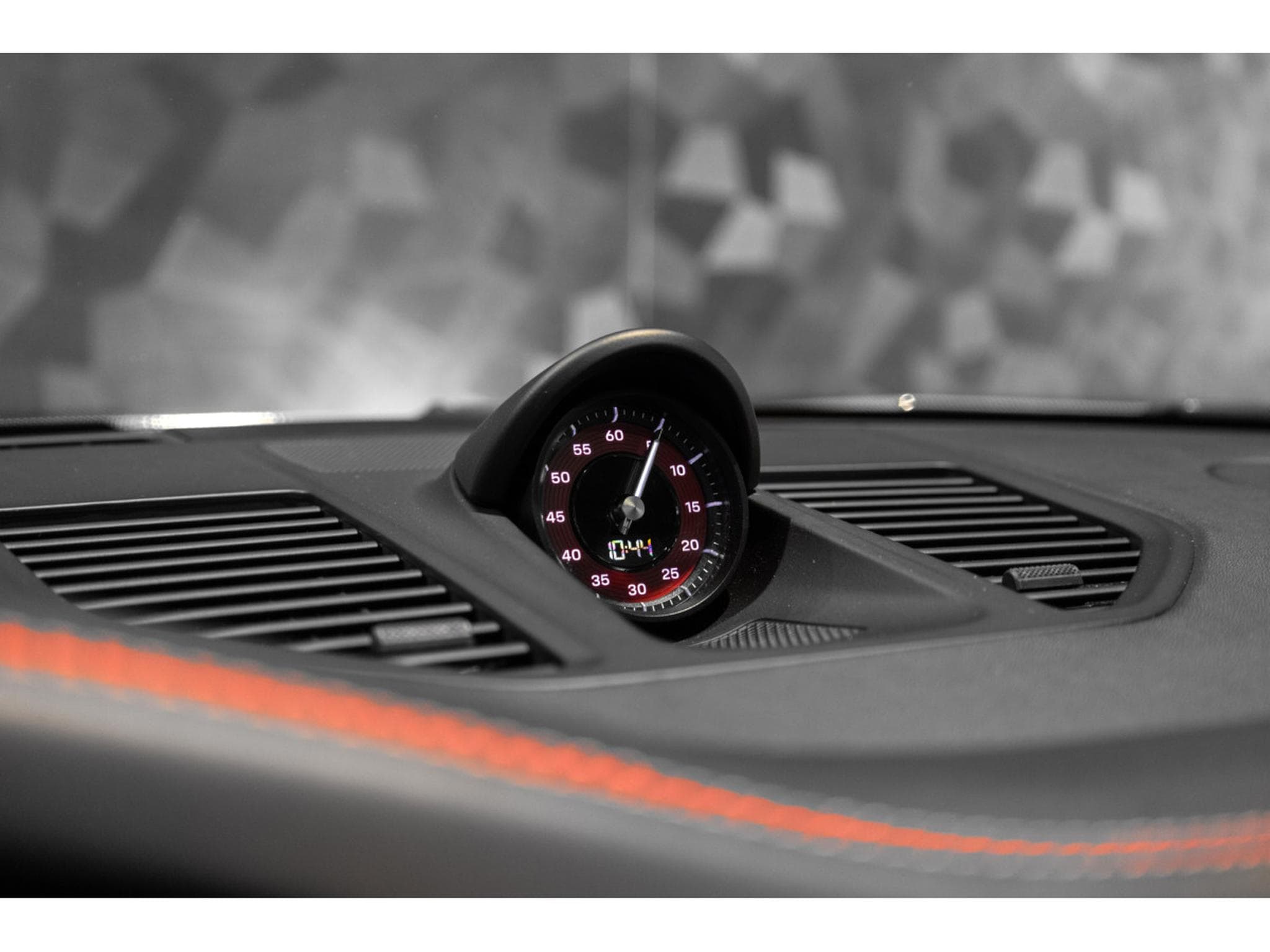 Porsche 911 .1 Carrera 4 GTS - ARTIC GREY (2024) - Photo 24