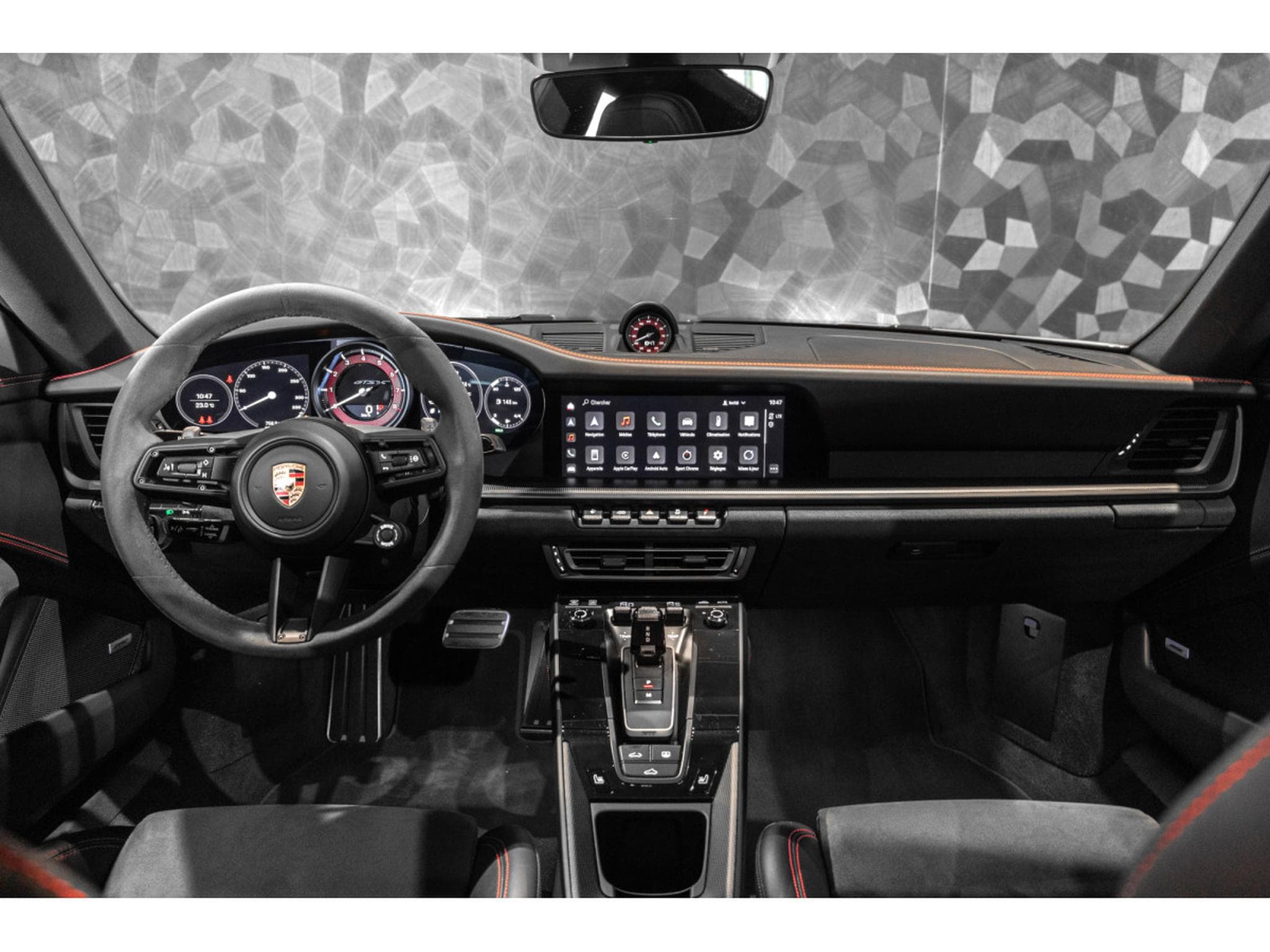 Porsche 911 .1 Carrera 4 GTS - ARTIC GREY (2024) - Photo 26