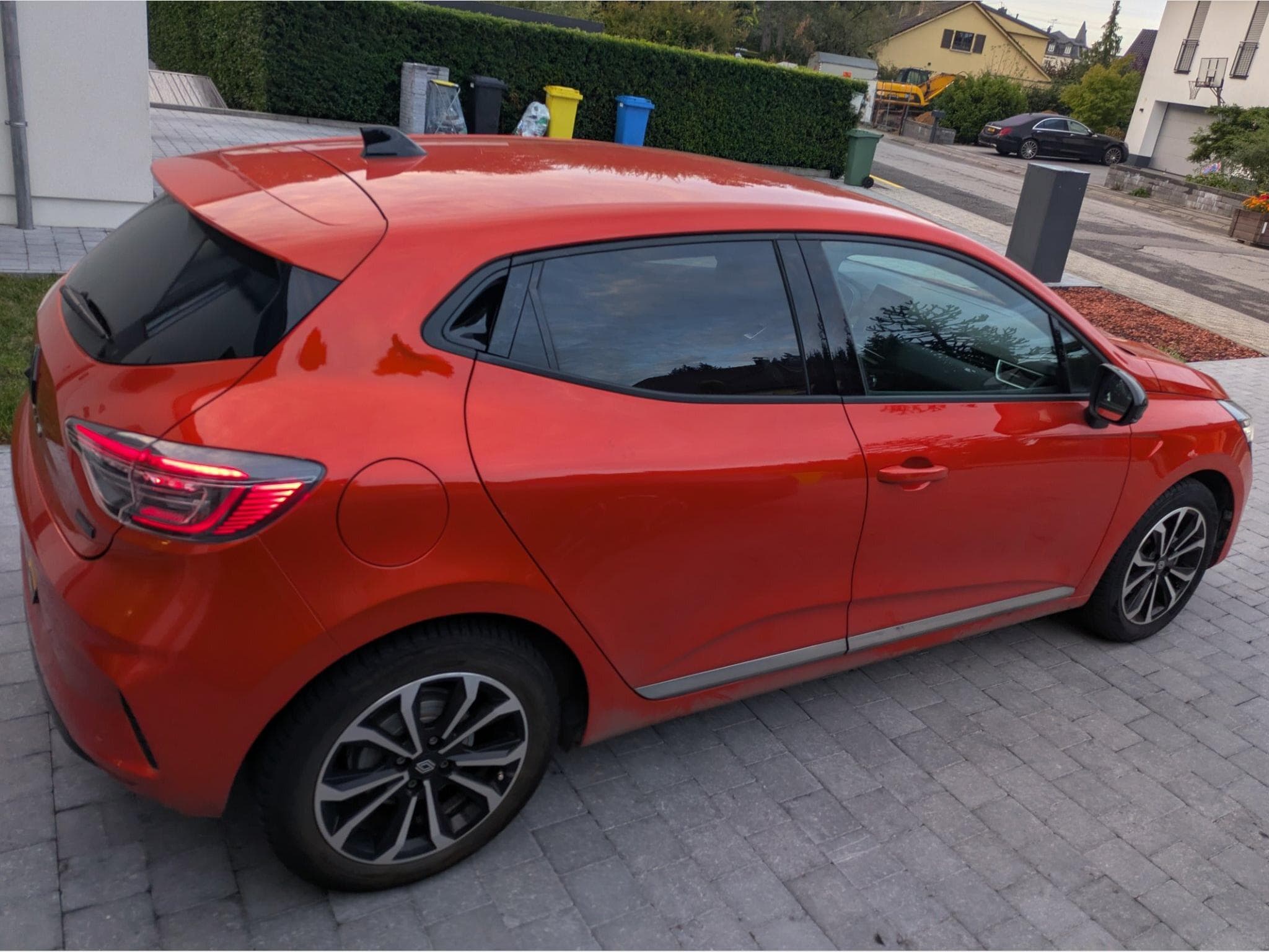Renault Clio Techno (2024) - Foto 2