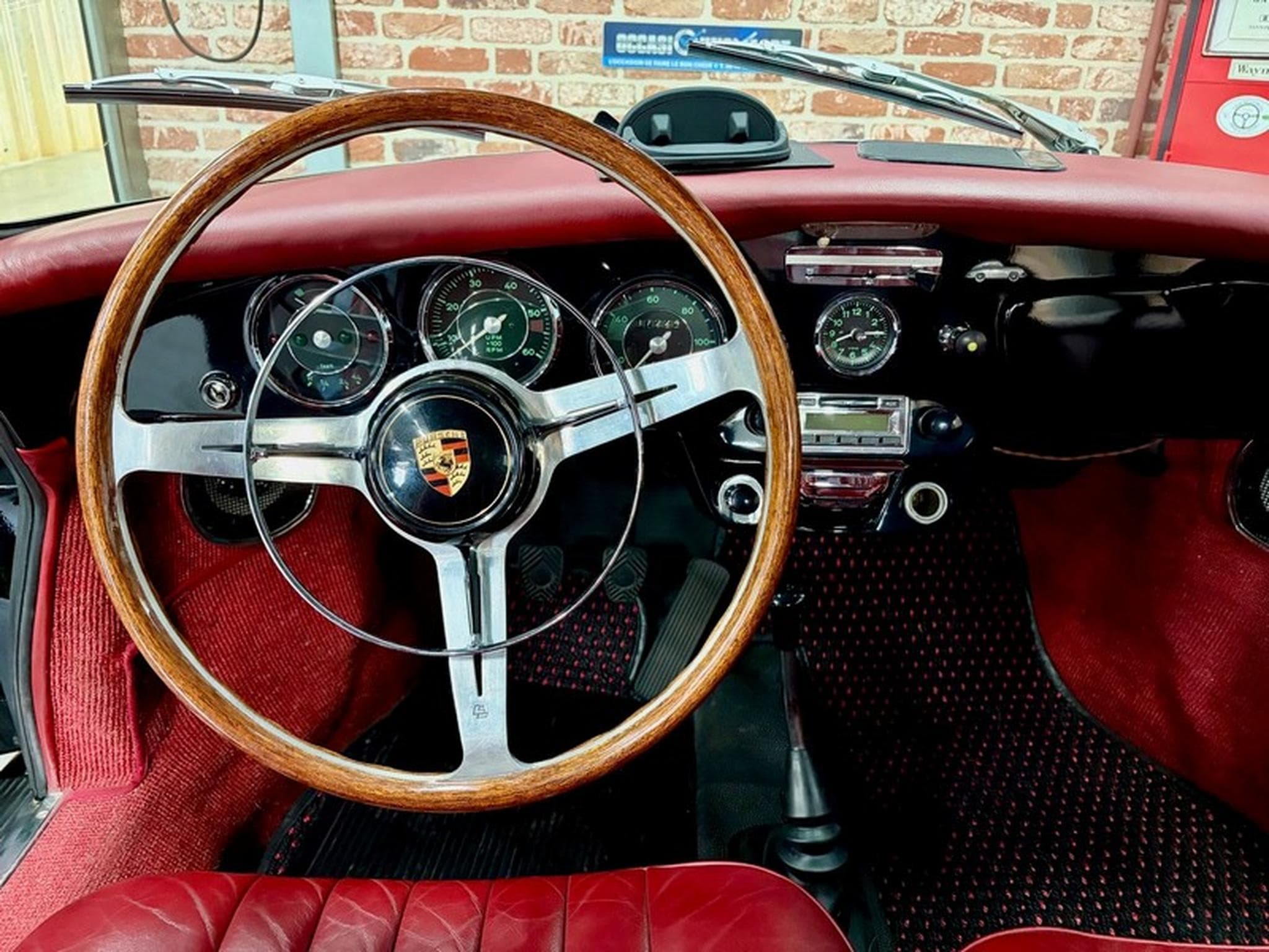 Porsche 356 C 356 C Coupé 75cv / MAtching / Entièrement restaurée (1965) - Foto 4
