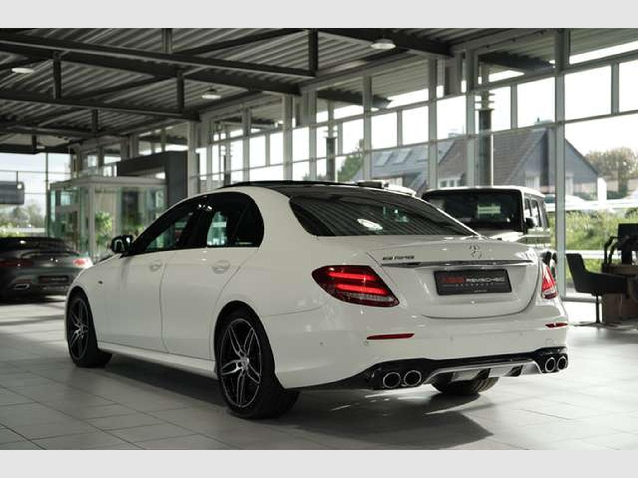 Mercedes E 53 AMG 4M+ Limousine *Pano *360° *Wide *MBEAM (2020) - Photo 10