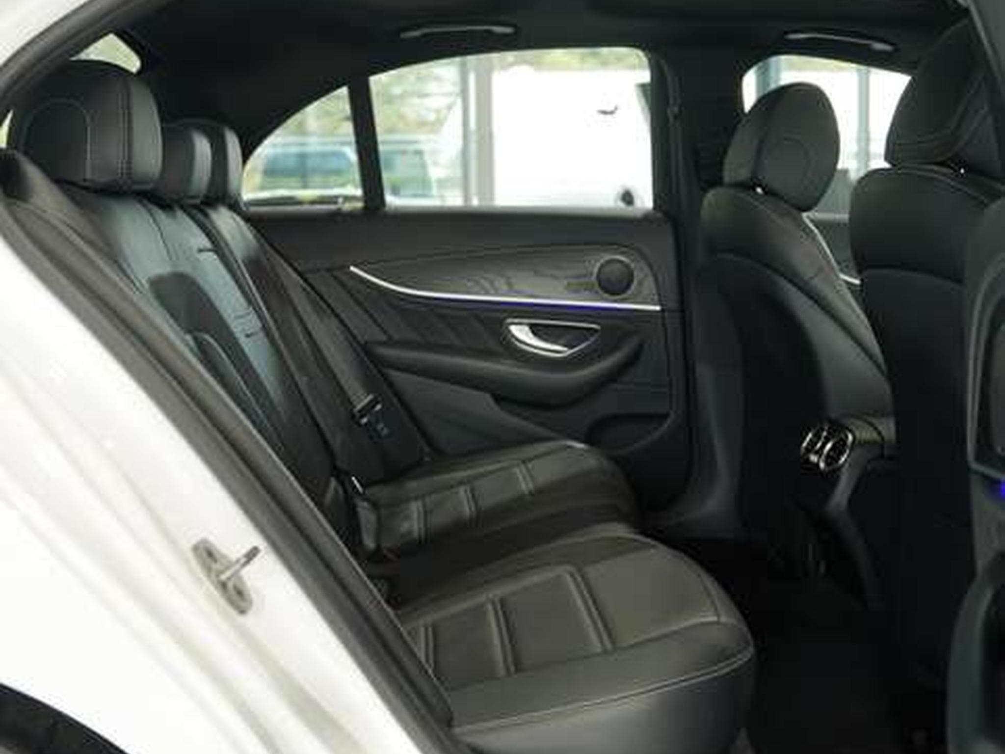 Mercedes E 53 AMG 4M+ Limousine *Pano *360° *Wide *MBEAM (2020) - Photo 26