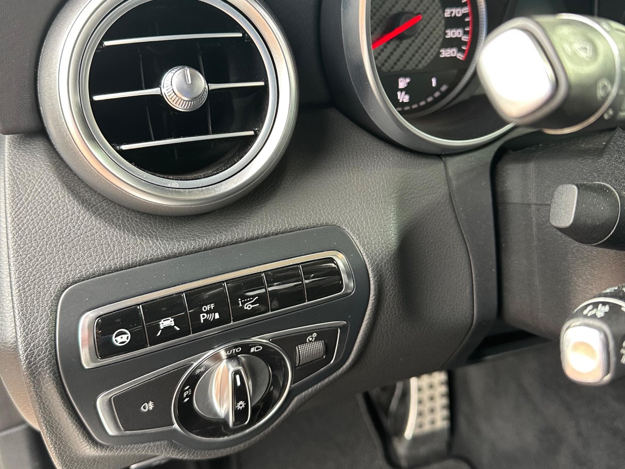 Mercedes C 63 AMG C63s (2015) - Photo 2