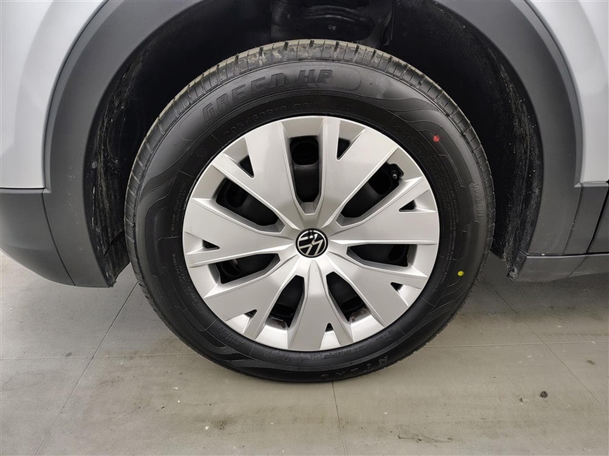 VW T-Cross 1.0 TSI Life OPF (2025) - Photo 6