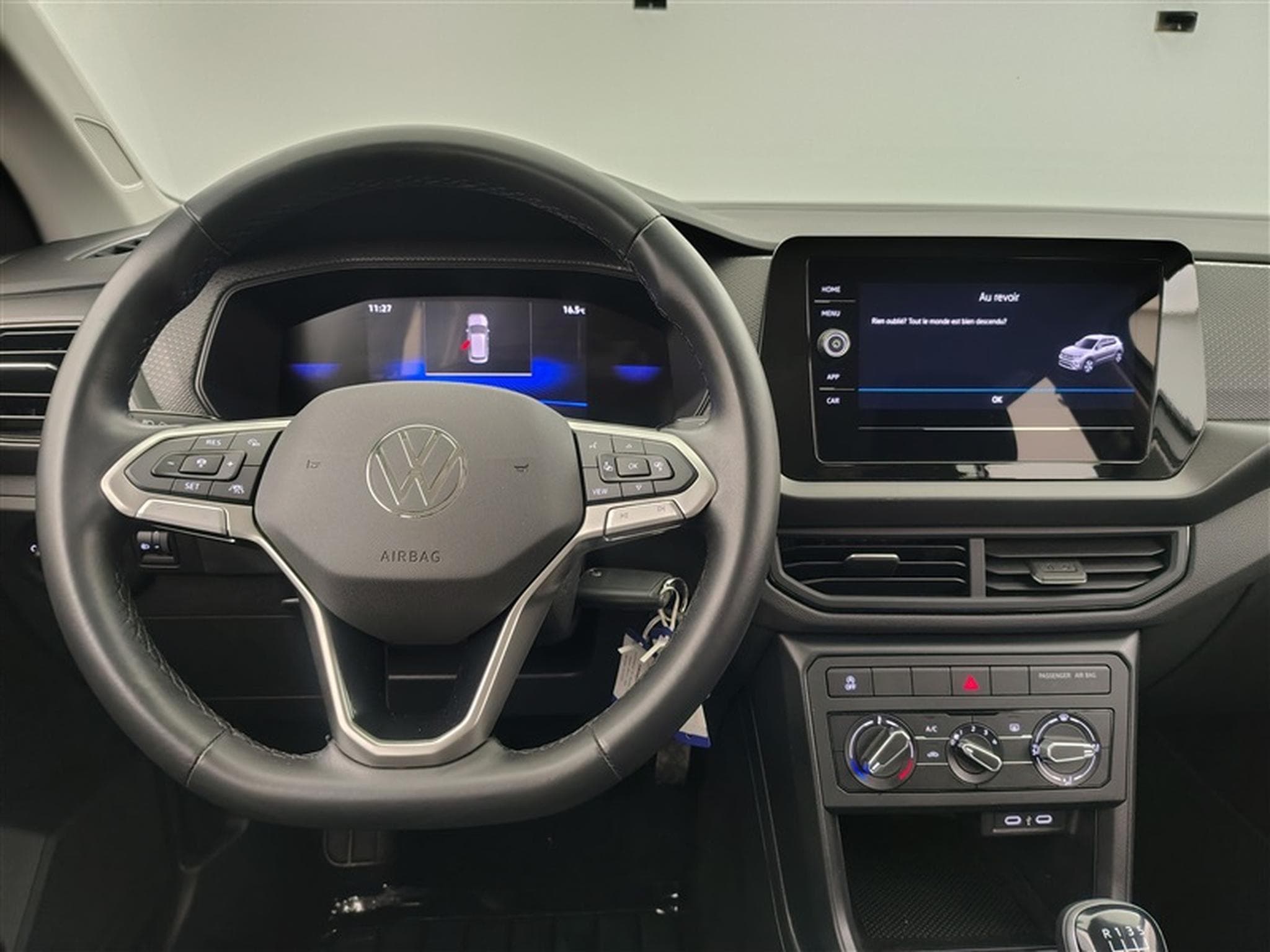 VW T-Cross 1.0 TSI Life OPF (2025) - Photo 9