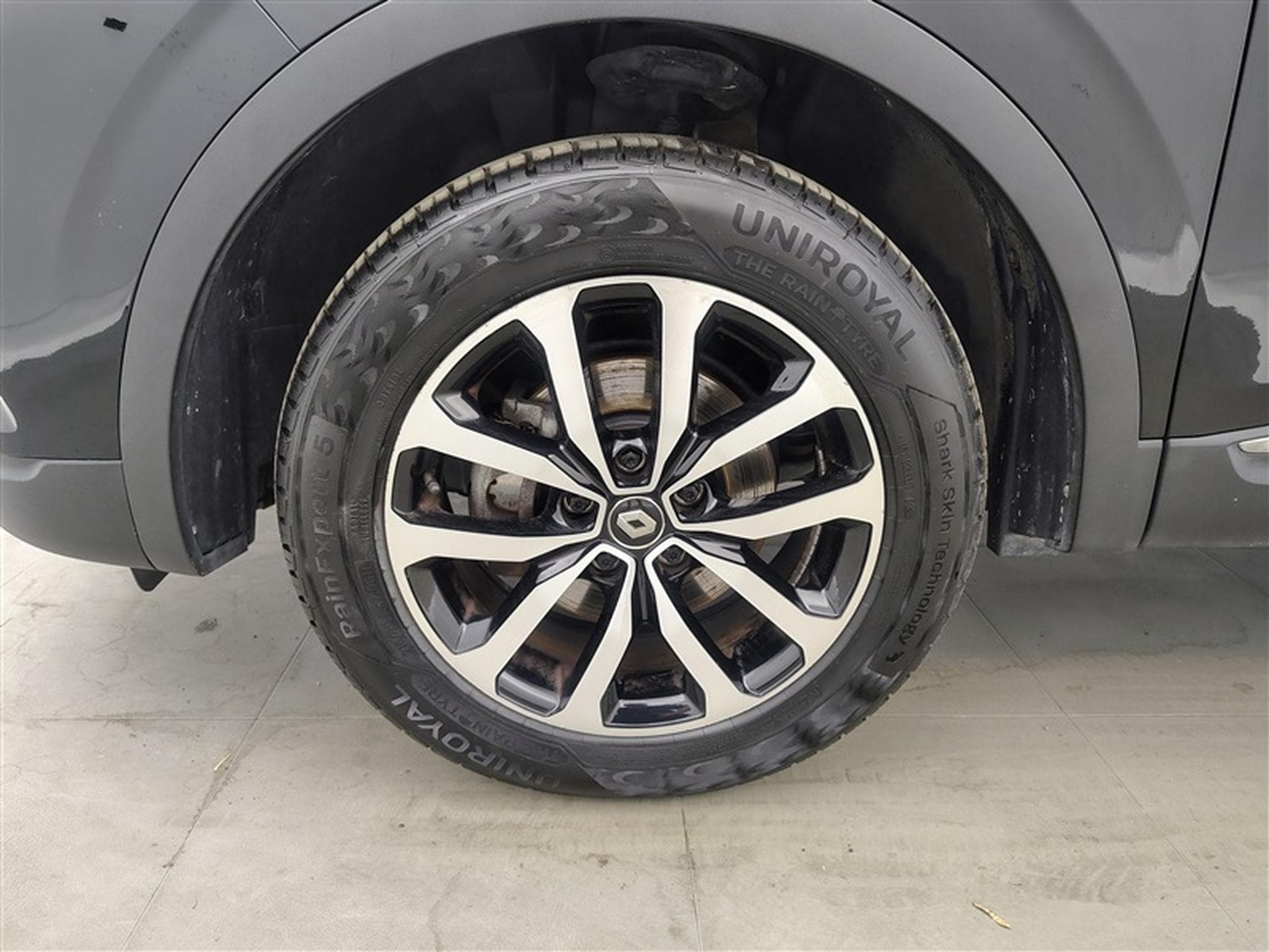 Renault Kadjar 1.33 TCe 140Cv Equilibre NAVI /LED/JA17/PDC (2022) - Foto 6