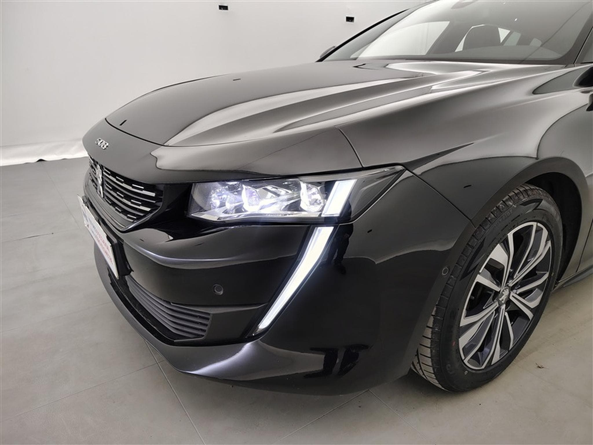Peugeot 508 1.5 BlueHDi Allure Pack AUTO/CUIR/NAVI/LED/JA17/PDC (2022) - Foto 15