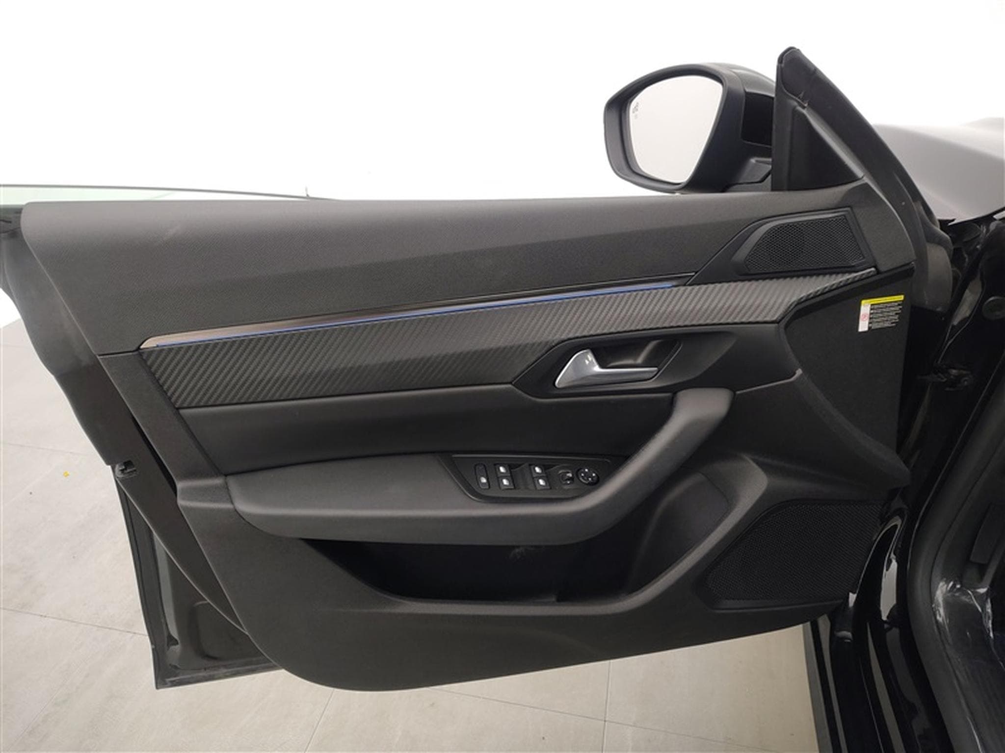 Peugeot 508 1.5 BlueHDi Allure Pack AUTO/CUIR/NAVI/LED/JA17/PDC (2022) - Foto 17