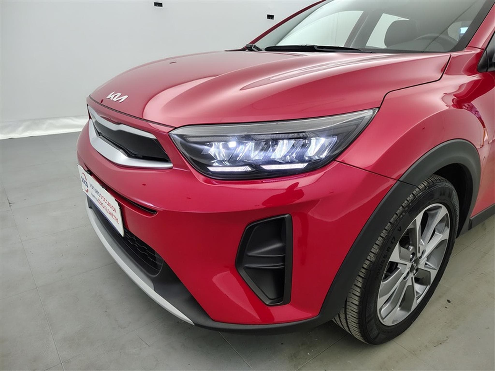 Kia Stonic 1.0 T Inspire Plus ISG (2024) - Photo 15