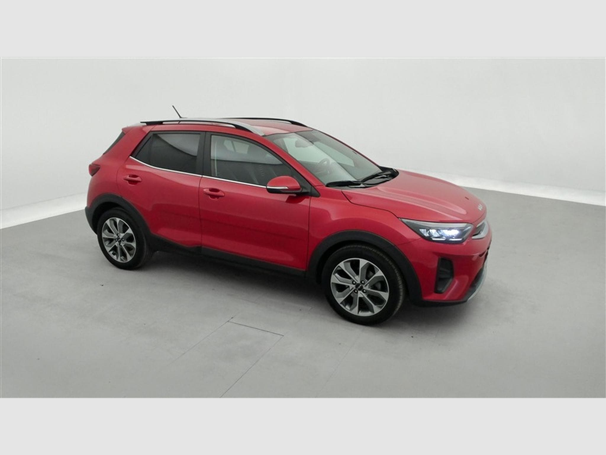 Kia Stonic 1.0 T Inspire Plus ISG (2024) - Photo 22