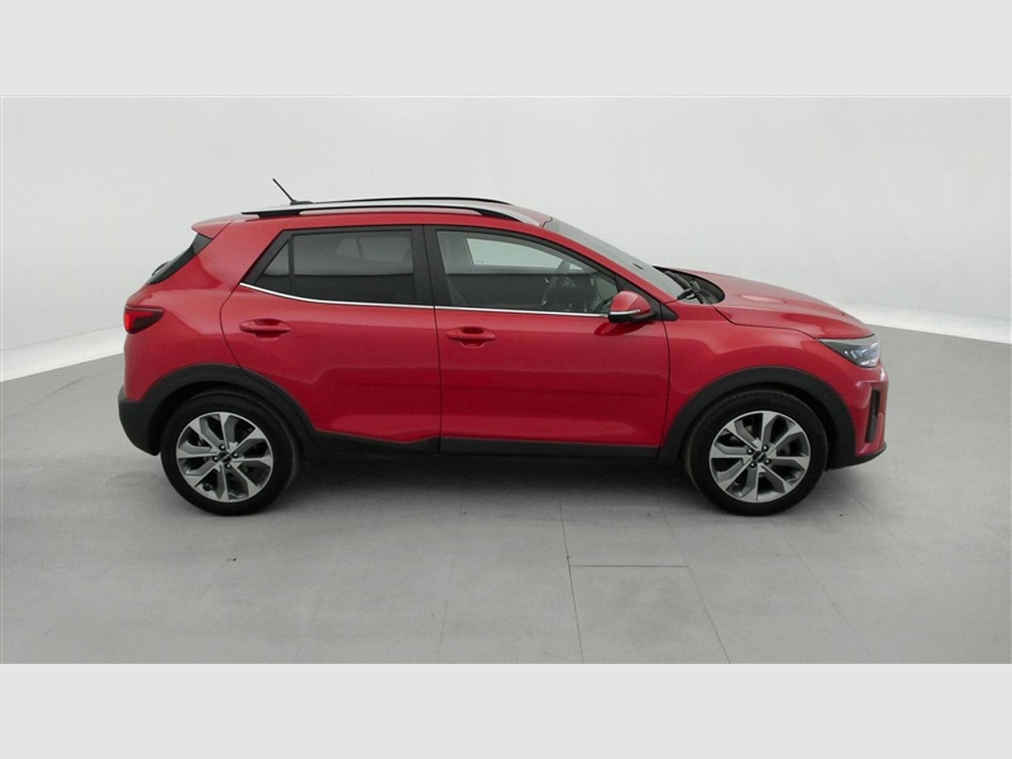 Kia Stonic 1.0 T Inspire Plus ISG (2024) - Photo 23