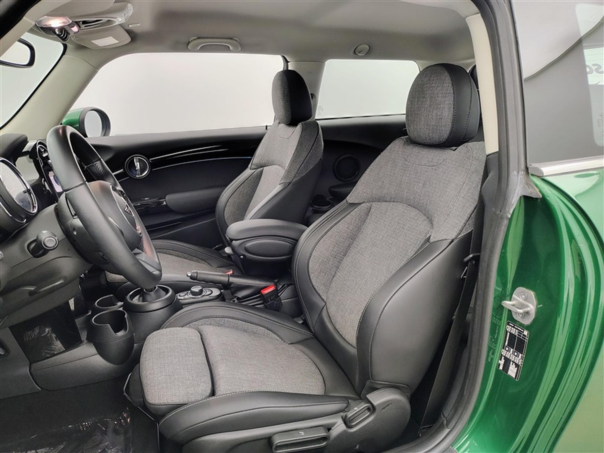 MINI Cooper Mini 1.5A One DCT NAVI / CARPLAY / S-CUIR (2022) - Photo 7