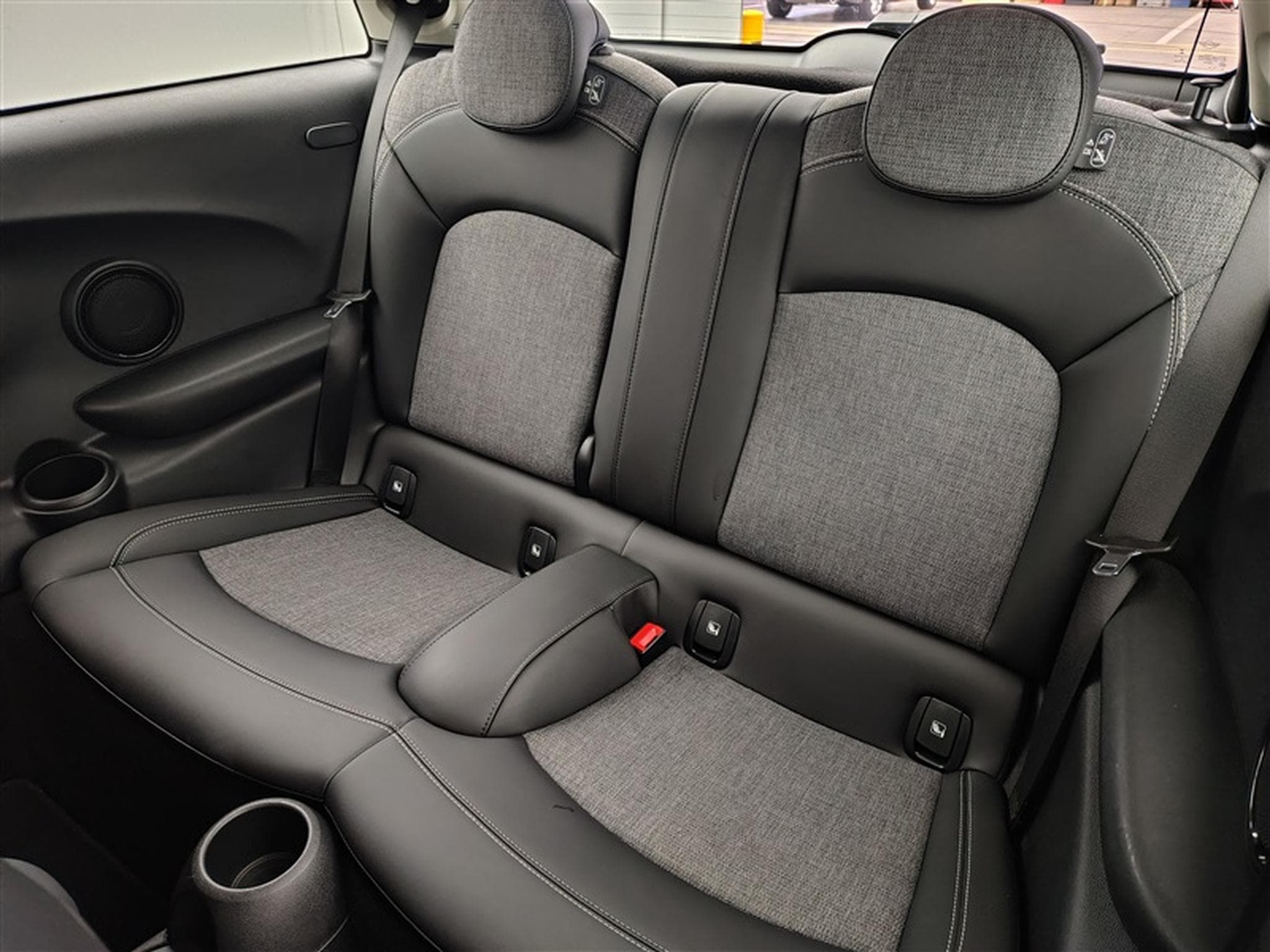MINI Cooper Mini 1.5A One DCT NAVI / CARPLAY / S-CUIR (2022) - Photo 13