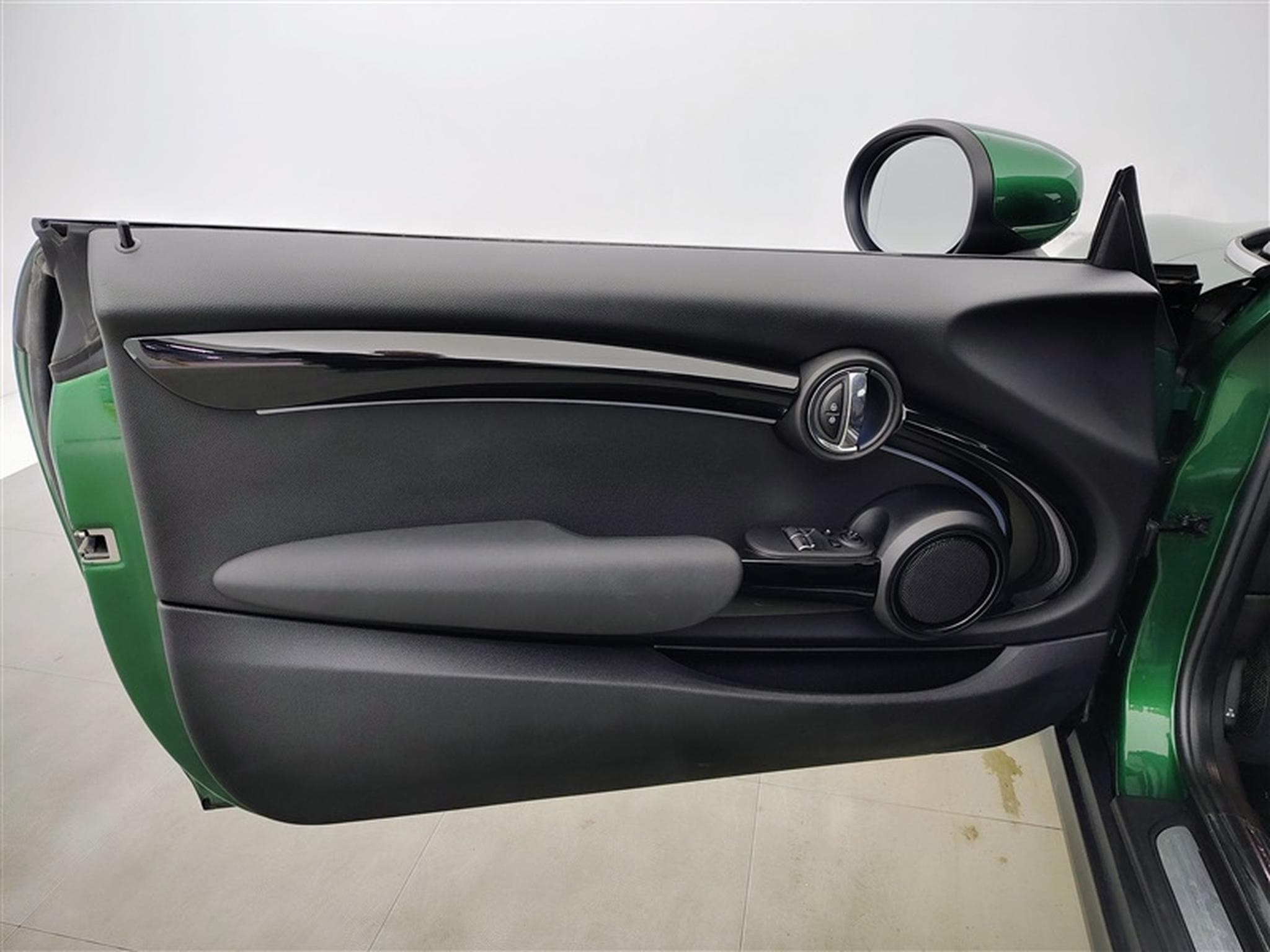 MINI Cooper Mini 1.5A One DCT NAVI / CARPLAY / S-CUIR (2022) - Photo 17