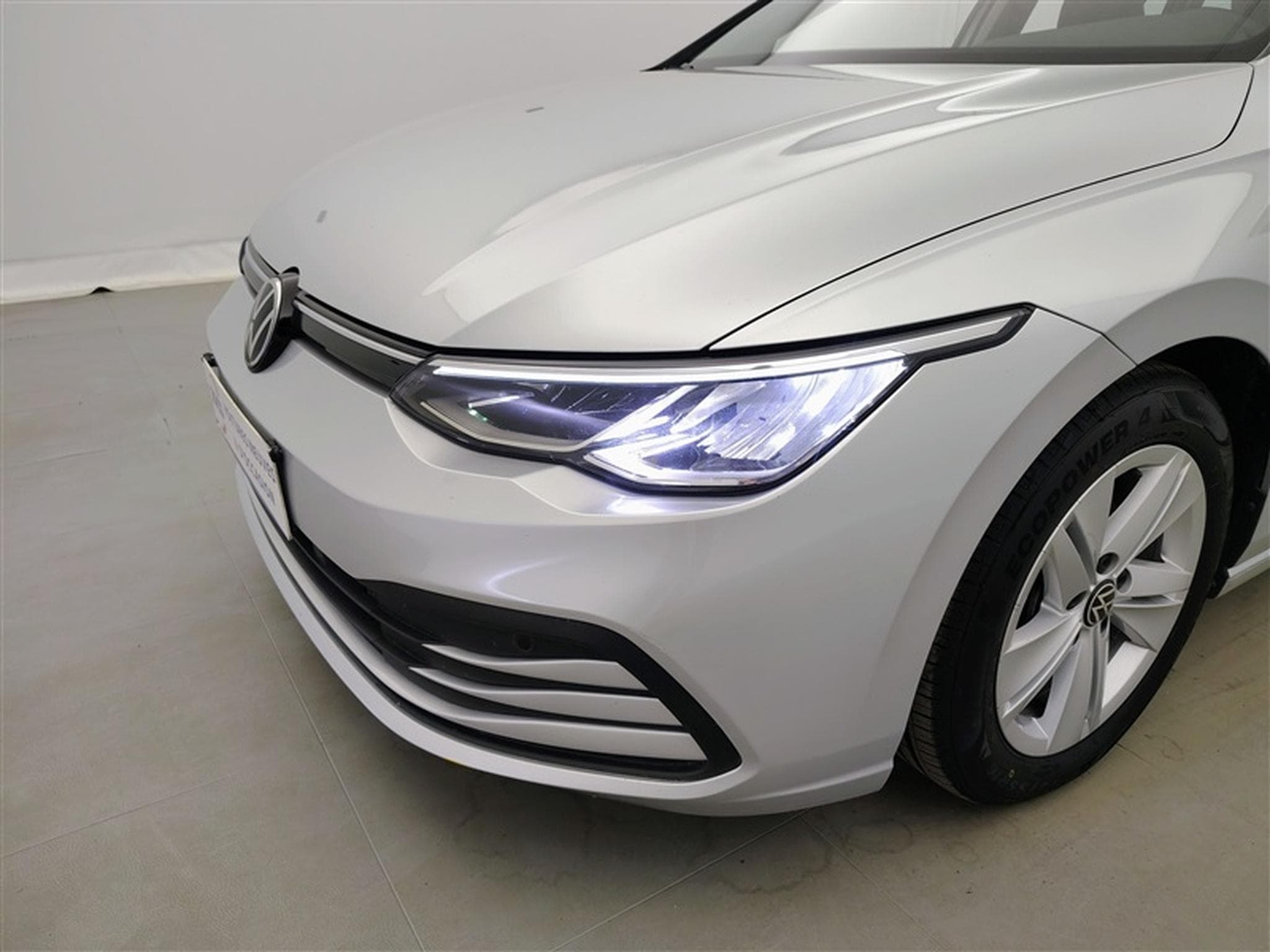 VW Golf 1.0 TSI Life NAVI/FULL LED/JA/PDC (2024) - Photo 15