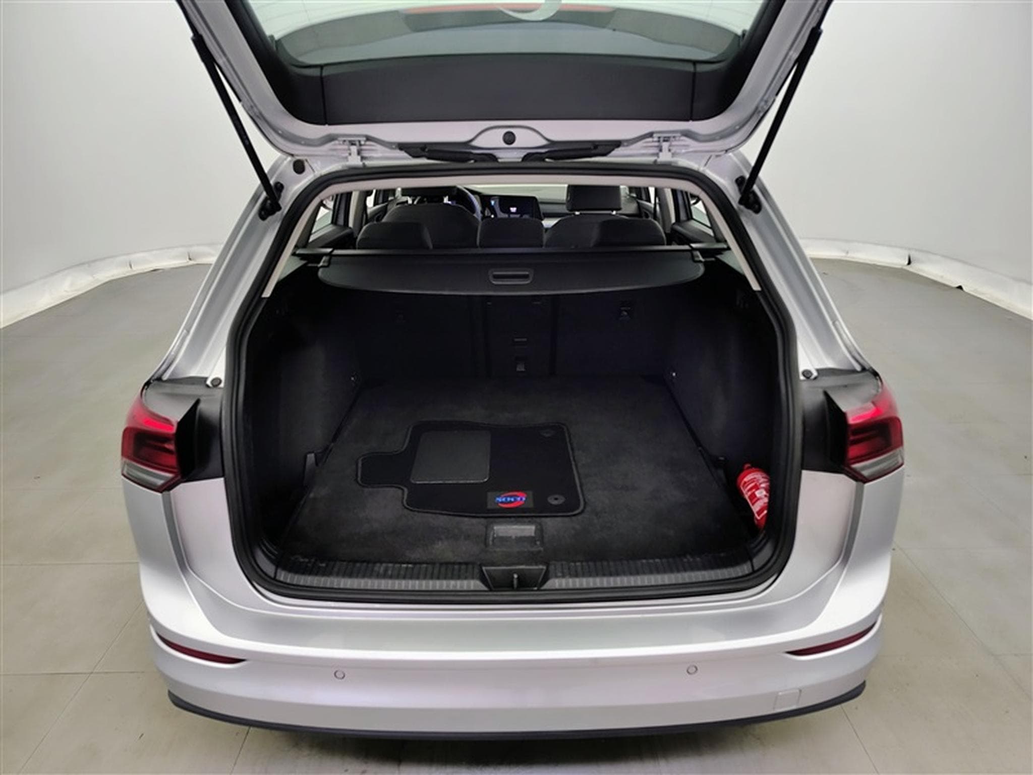 VW Golf 1.0 TSI Life NAVI/FULL LED/JA/PDC (2024) - Photo 14