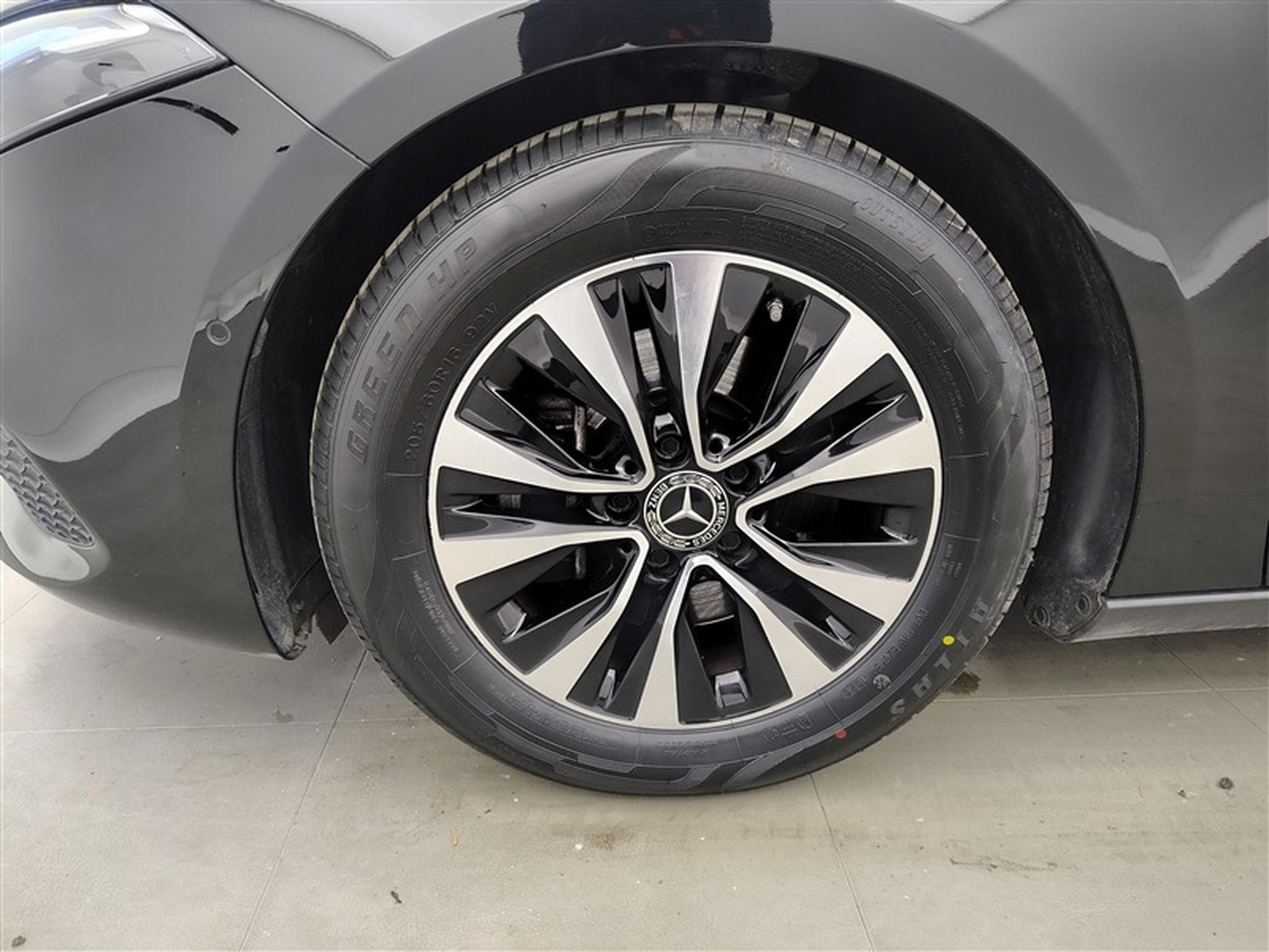 Mercedes A 180 A180 d Business Line AUTO/S-CUIR/NAVI/FULL LED/JA/PDC (2023) - Photo 6