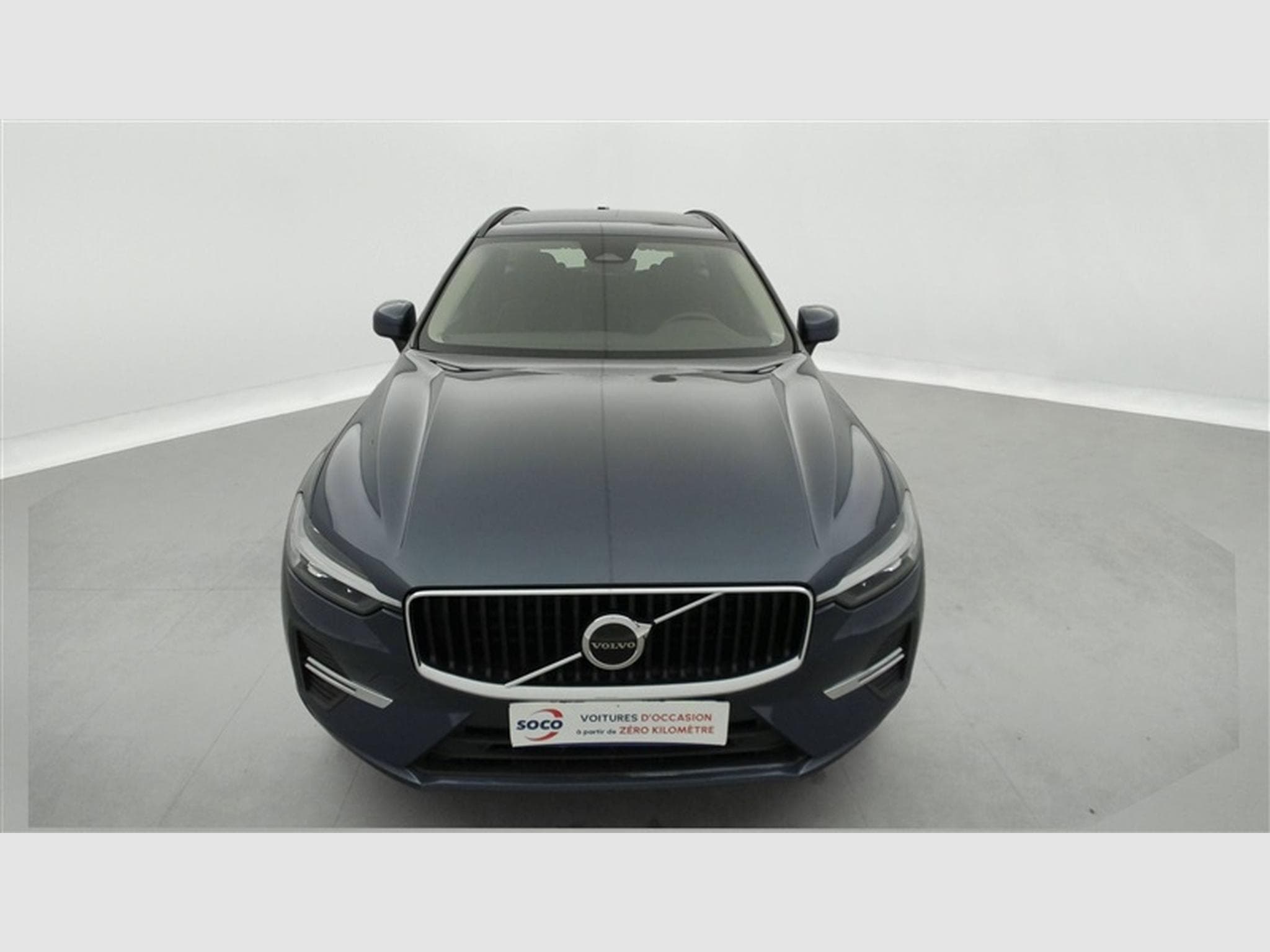Volvo XC60 2.0 B4 MHEV Core CARPLAY / FULL LED (2024) - Photo 4