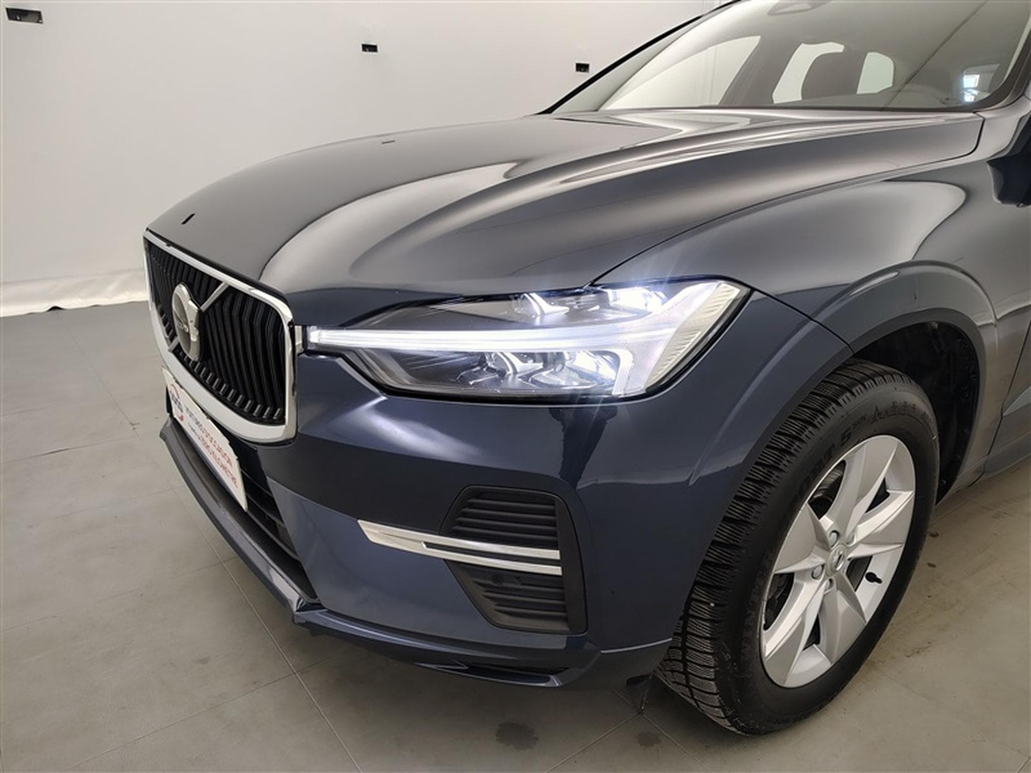 Volvo XC60 2.0 B4 MHEV Core CARPLAY / FULL LED (2024) - Photo 15