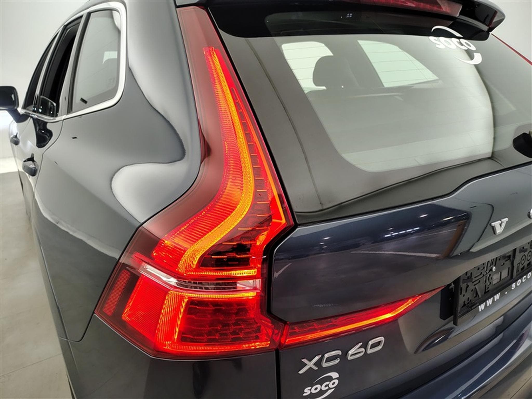 Volvo XC60 2.0 B4 MHEV Core CARPLAY / FULL LED (2024) - Photo 16