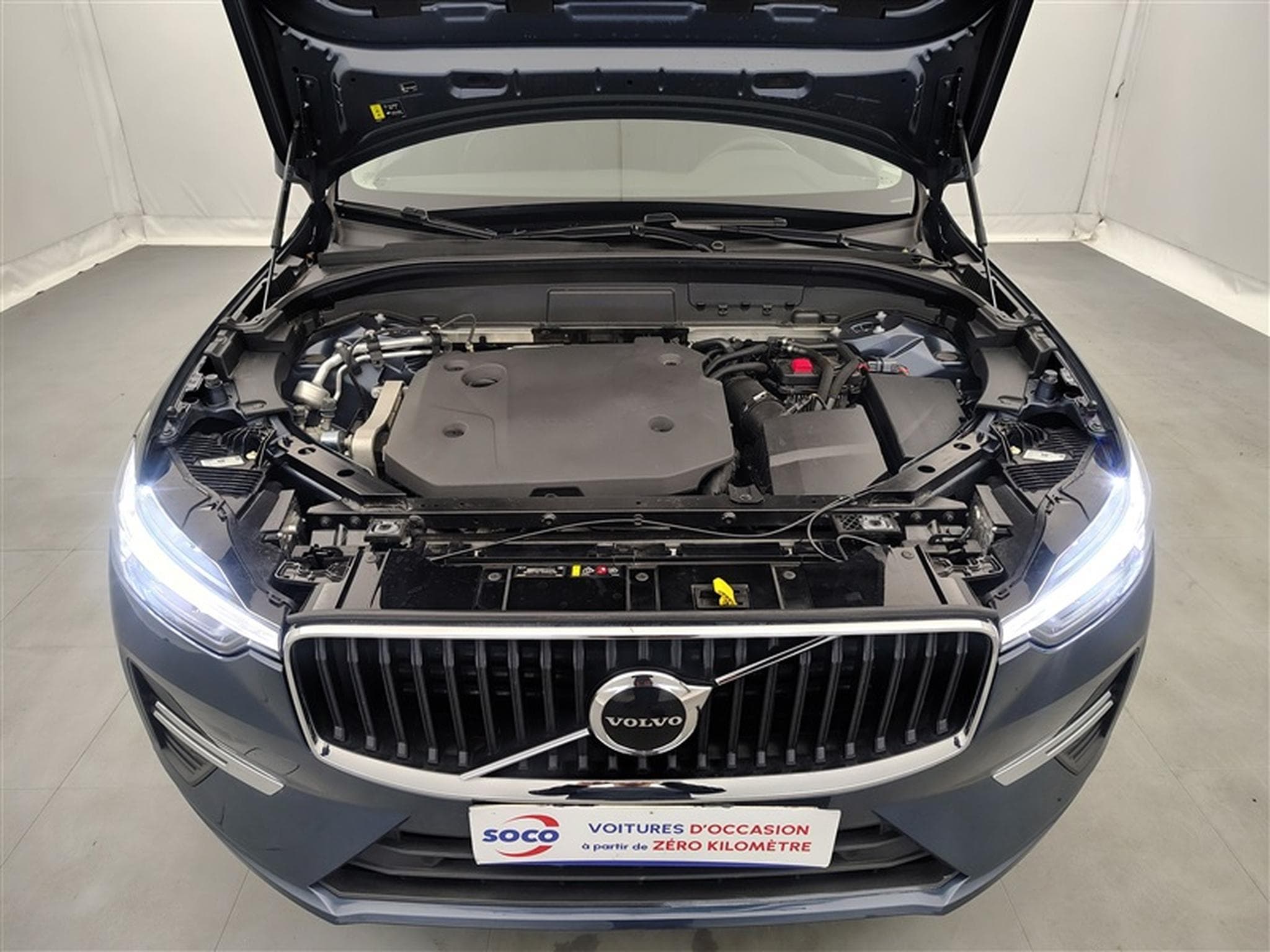 Volvo XC60 2.0 B4 MHEV Core CARPLAY / FULL LED (2024) - Photo 20