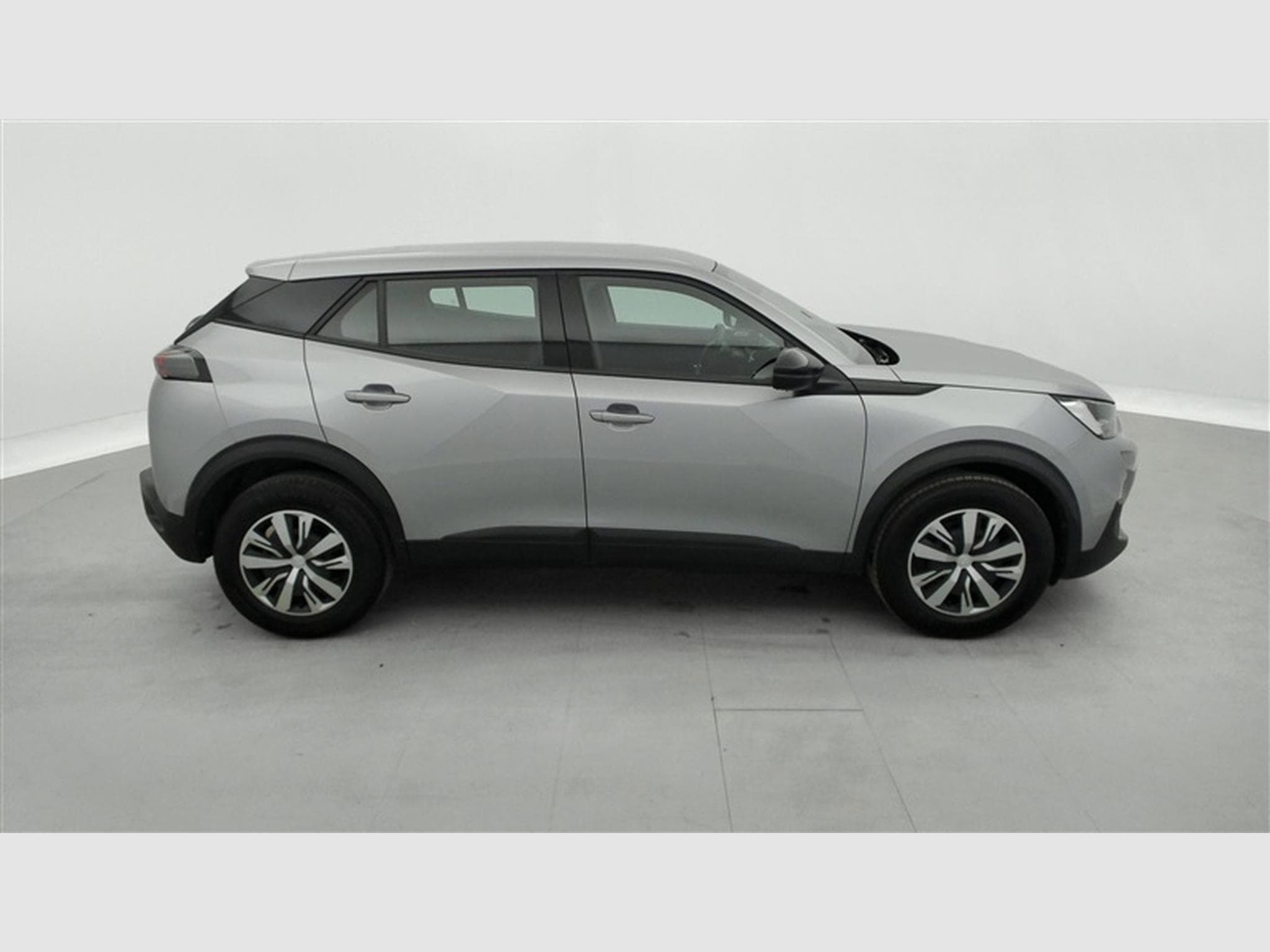 Peugeot 2008 1.2 PureTech 100cv Active CARPLAY / CAMERA (2023) - Photo 23